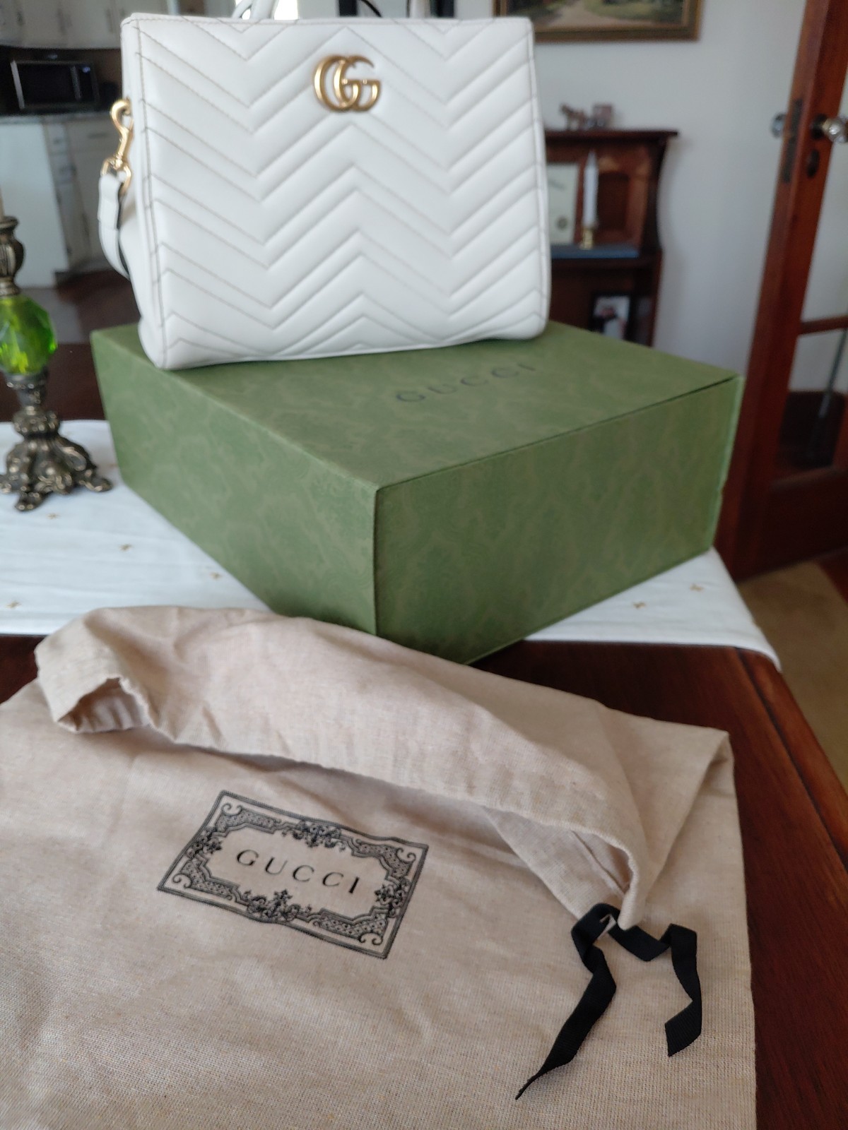Gucci GG Marmont Matelasse Tote Medium White Leather Ivory Box Bag