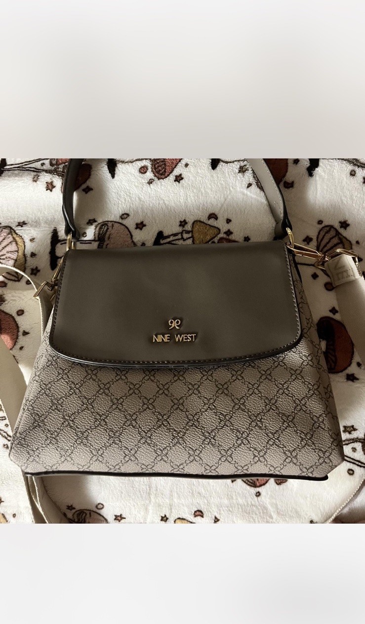 Nine West Gray Beige Geometric Pattern Shoulder Bag with Logo Clasp