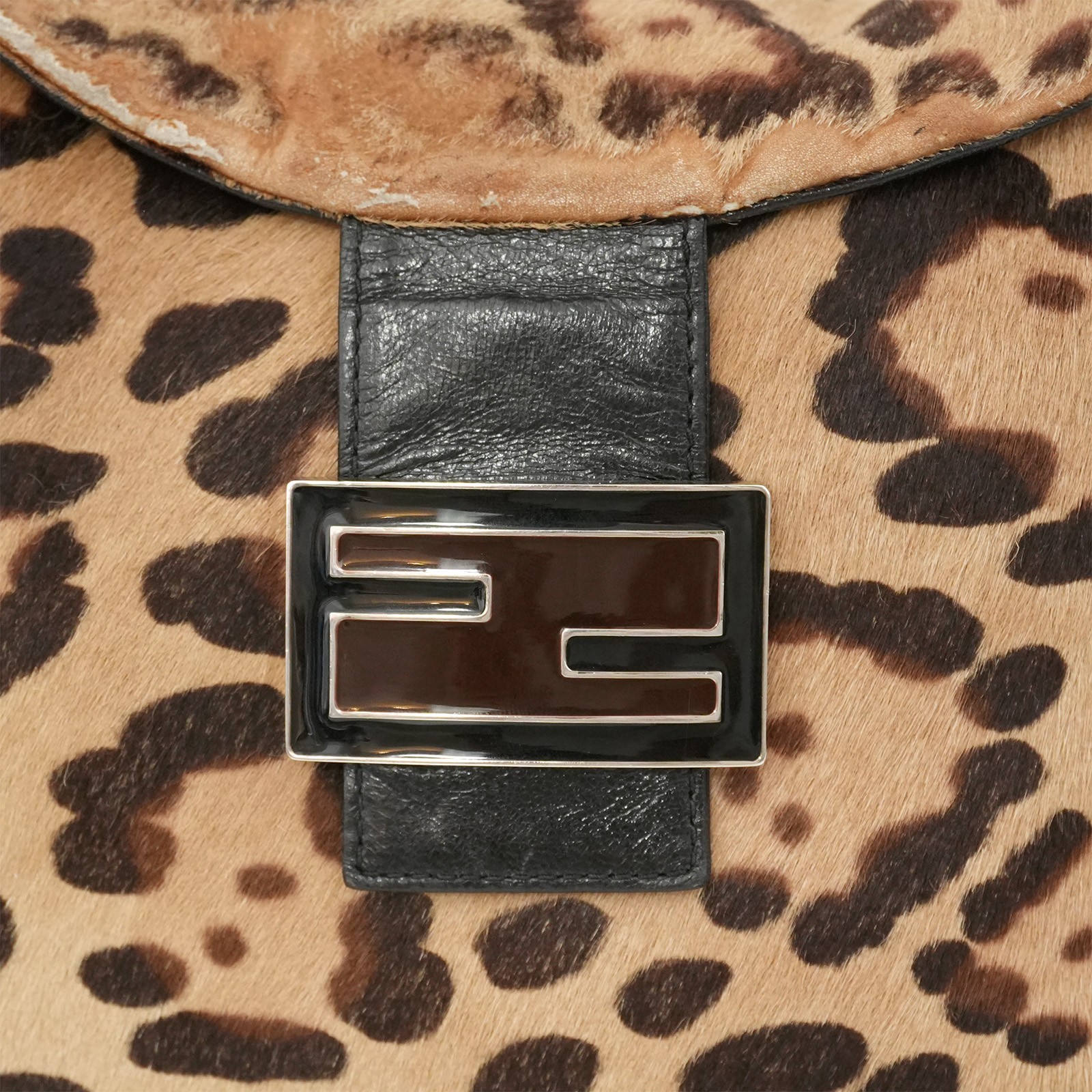 FENDI Pony Hair Mamma Baguette Shoulder Bag Leopard Pattern Auth #56895A