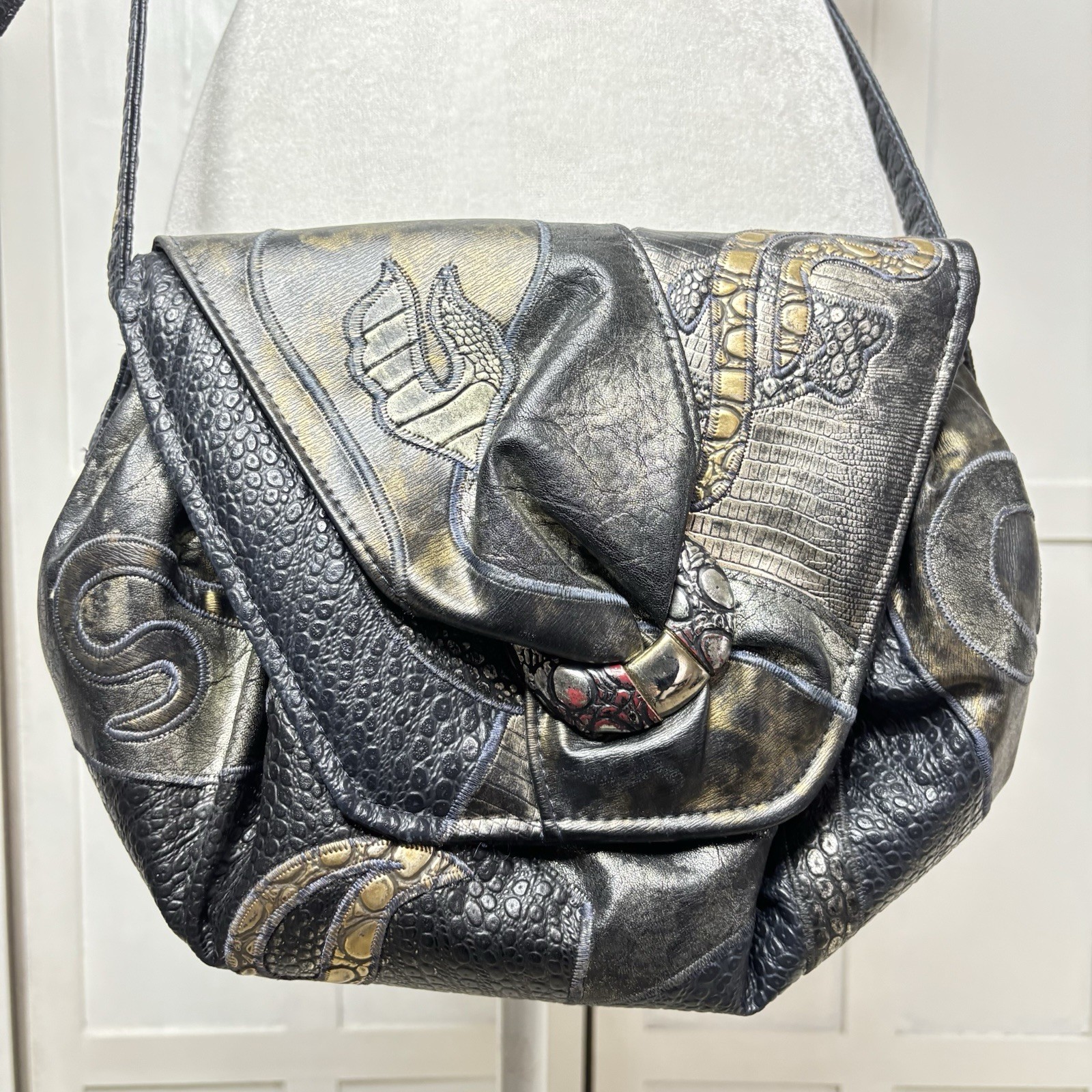 Vintage Bag Crossbody Purse 80s Faux Snake Leather Black Gold Silver Boho Korea