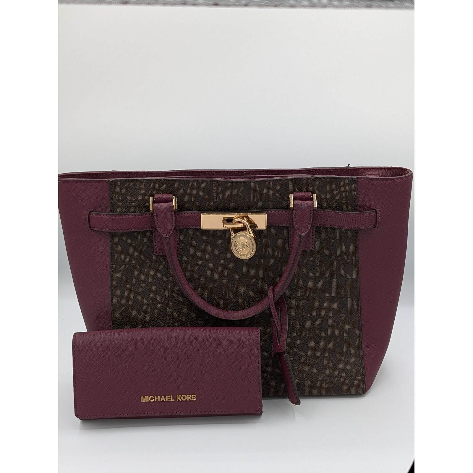 Michael Kors Hamilton Signature Tote & Wallet Plum Leather Trim Gold Hardware