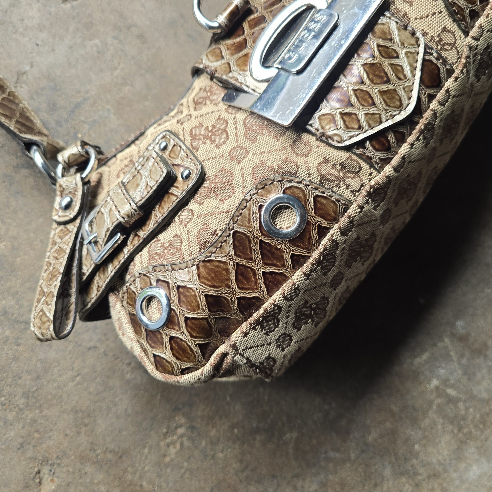 GUESS Y2K Vintage Monogram Croc Trim Handbag purse Brown Logo Shoulder Bag