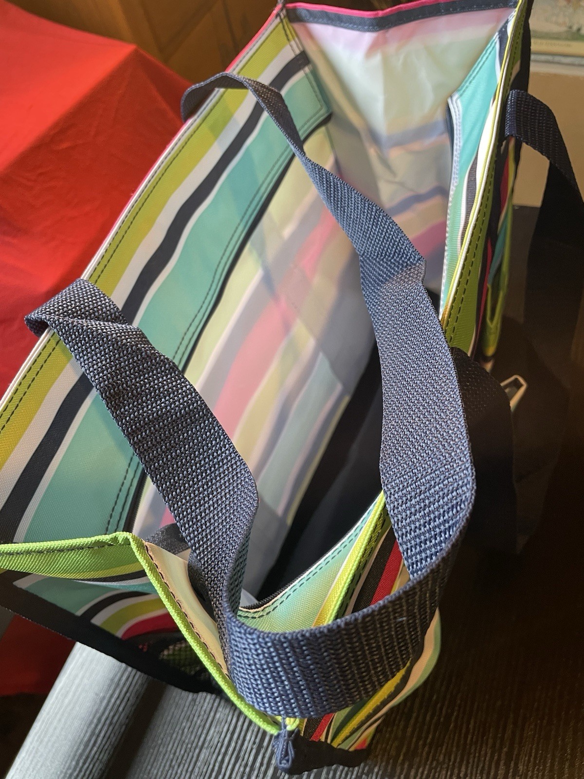 Thirty One Utility Tote Striped Big Zippered Opening And 7 Pockets New W/O Tags
