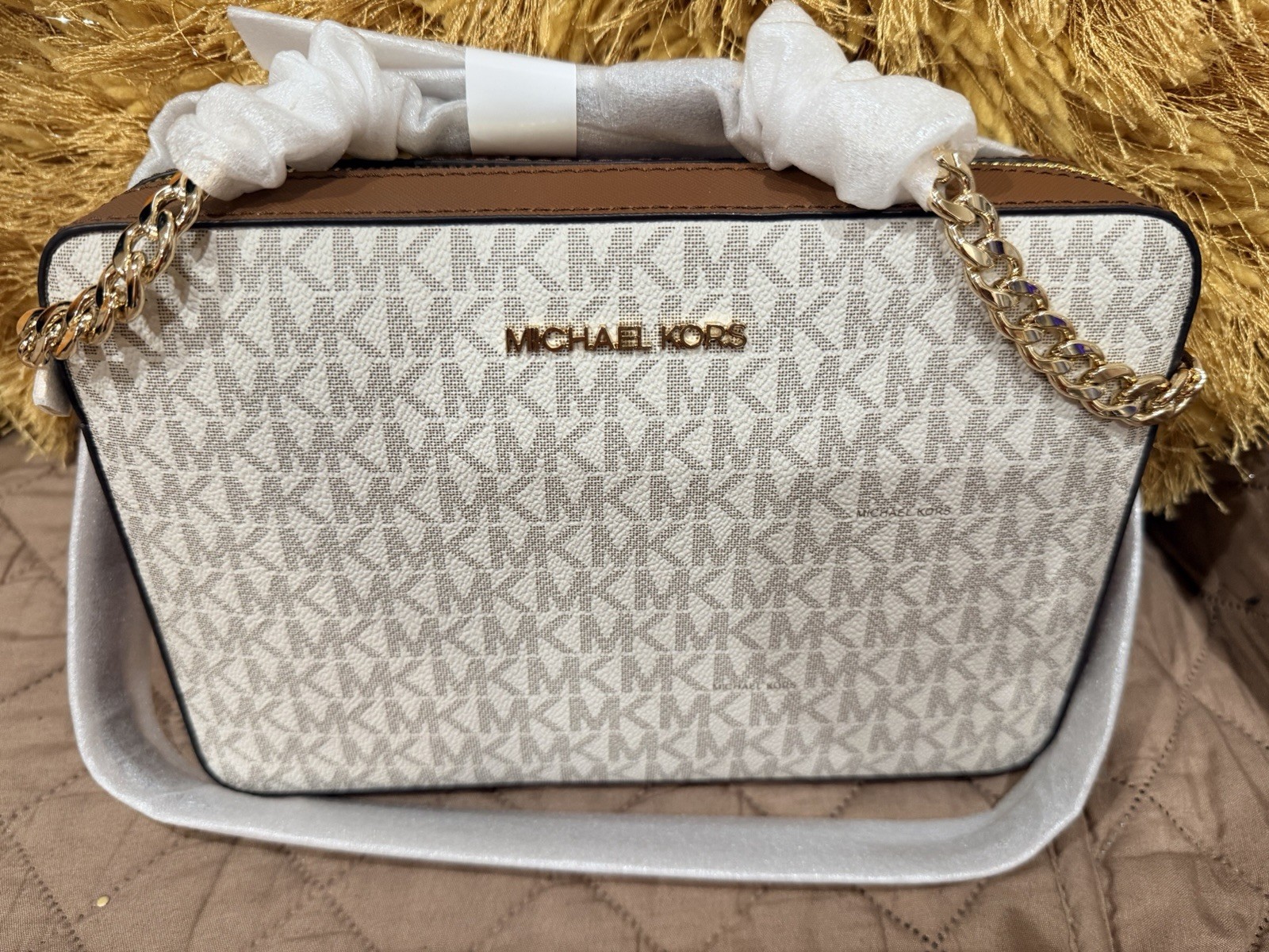 Michael Kors Brand New Jet Set Item Large Vanilla Logo Gold Chain Crossbody Bag