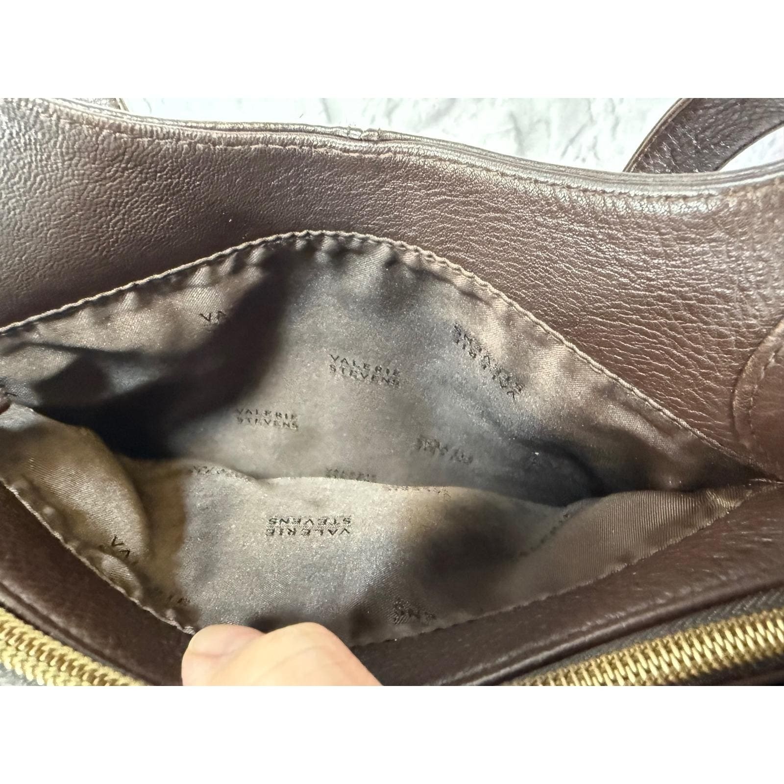 Valerie Stevens Crossbody Bag Womens Medium Brown Pebbled Leather Purse