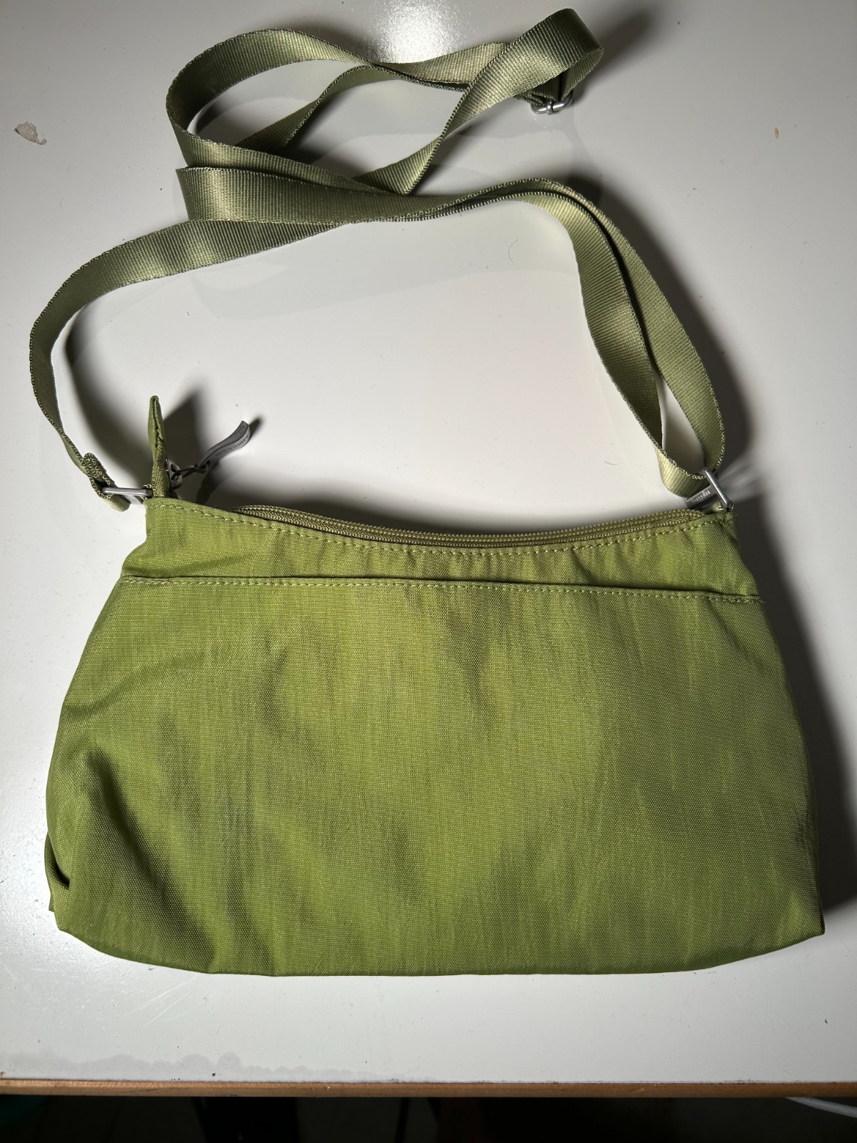 Baggallini Small Green Nylon “Everyday Bag” Cross Body Purse