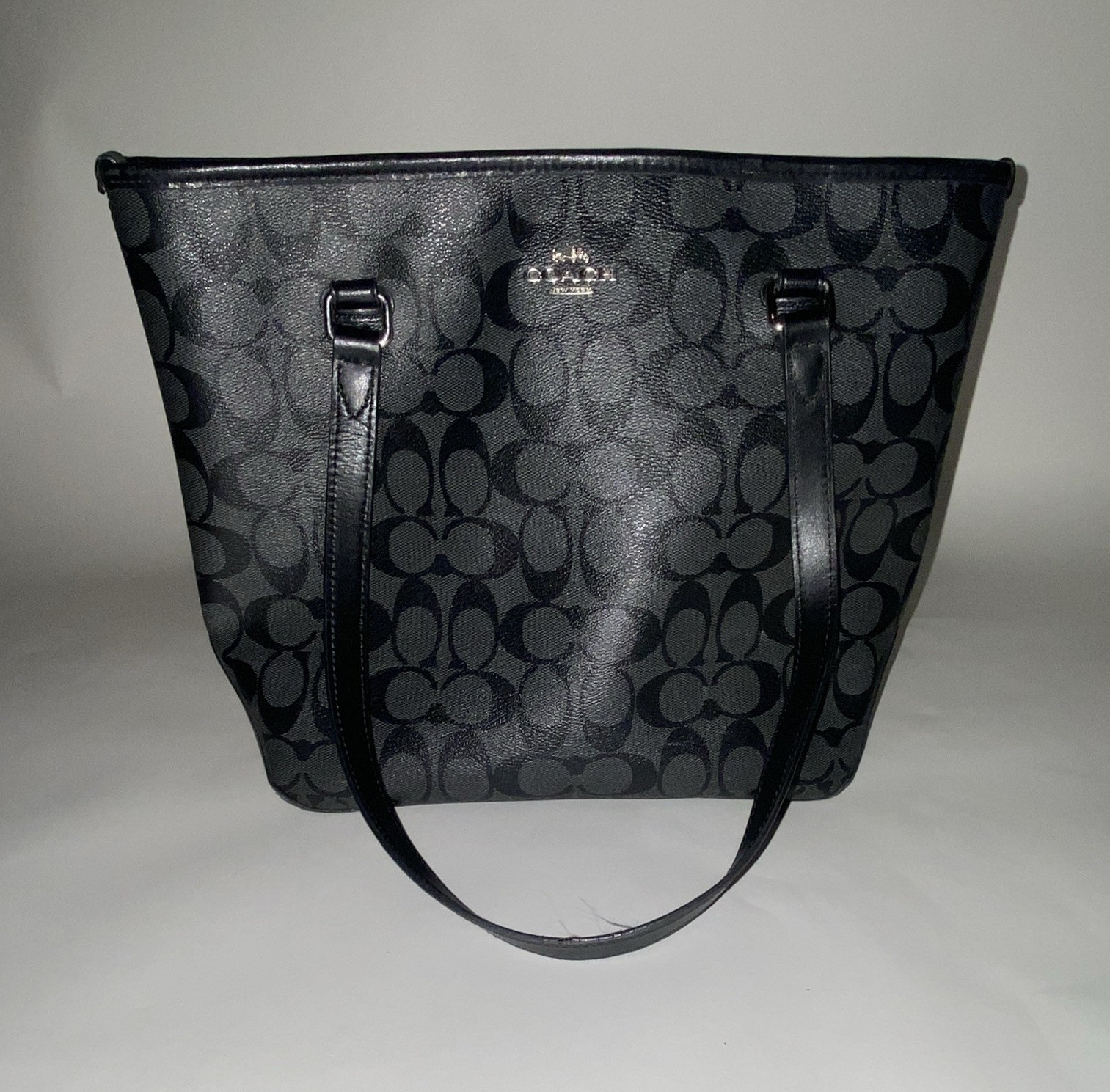 Coach Signature Tote Shoulder Bag Black/Gray Zip Closure Pockets Silver HW