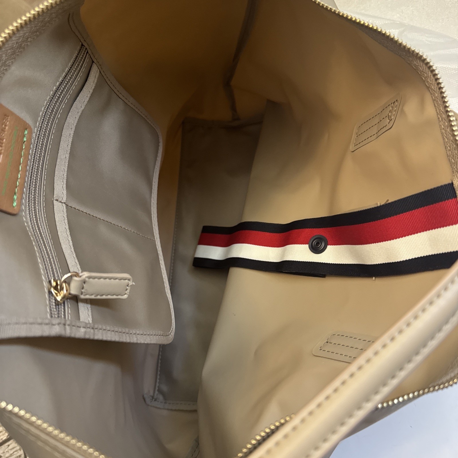 TOMMY HILFIGER Large Zip Nylon Signature Stripe Tote Bag Purse Tan New