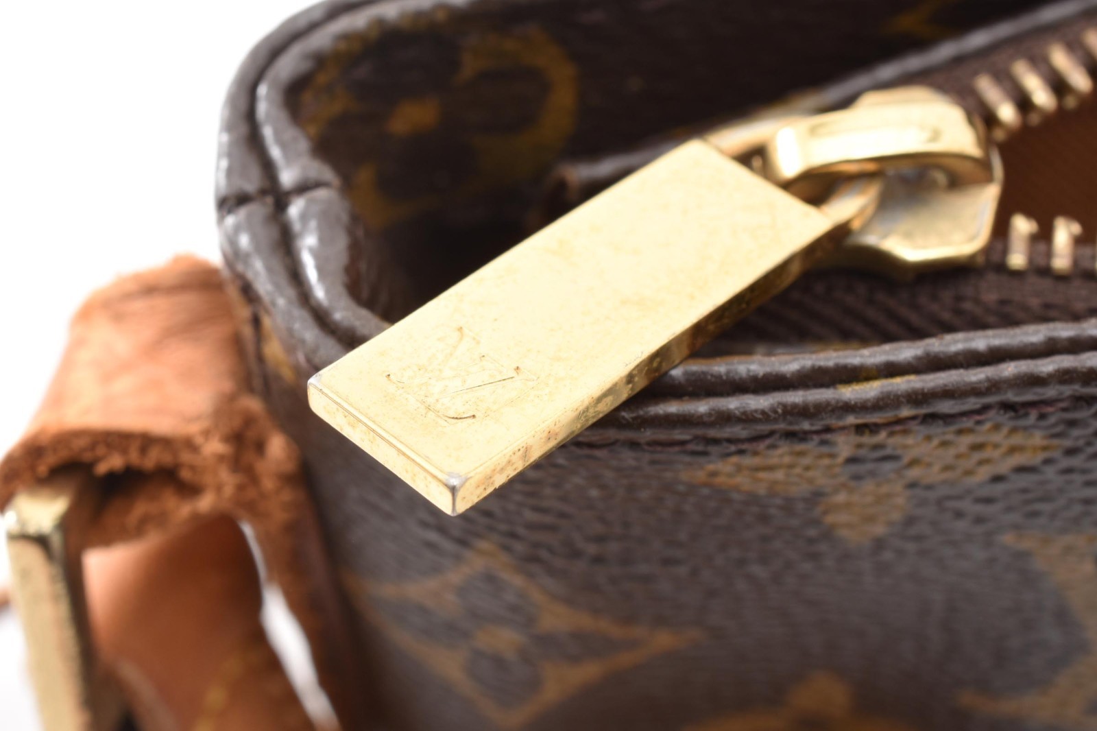 Louis Vuitton Trotteur Monogram Shoulder Bag M51240 Crossbody Canvas Authentic