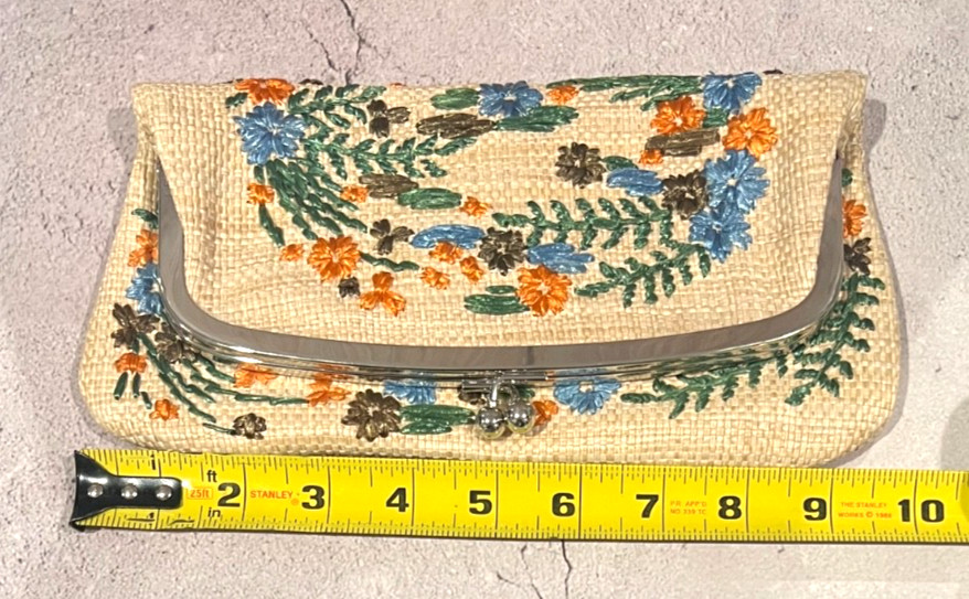 Rafe X Target Straw Woven Floral Embroidered Clutch w/Kiss Closure – No strap