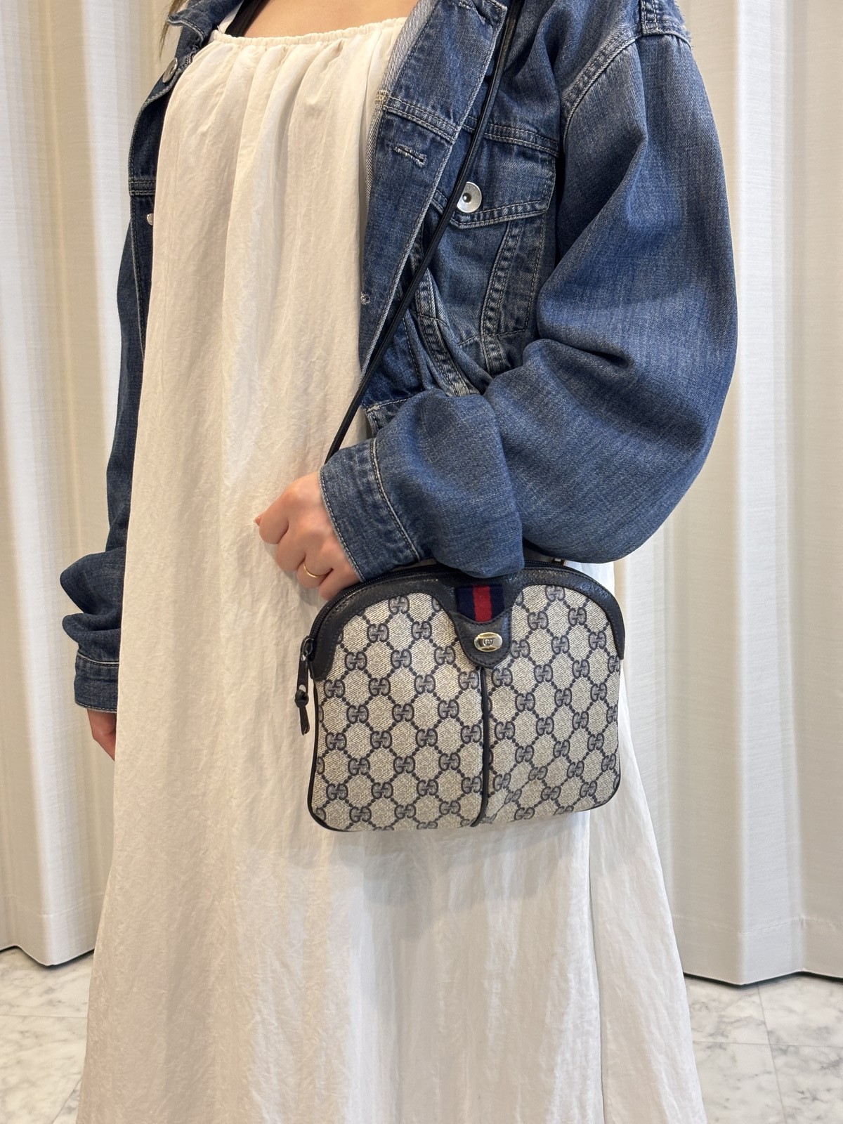 GUCCI Vintage GG Supreme Web Stripe Crossbody Shoulder Bag Navy