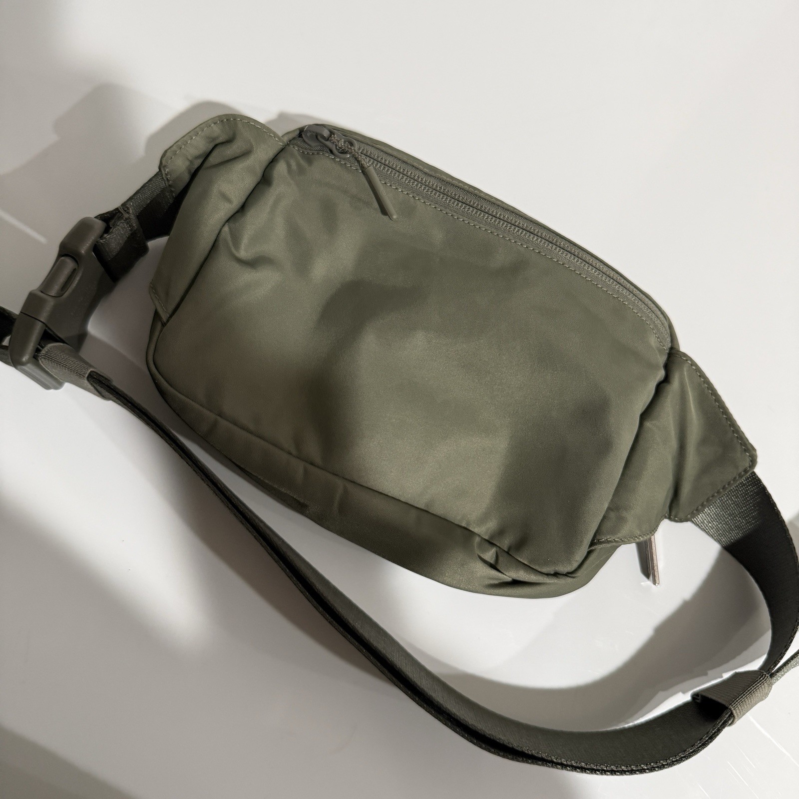 Lululemon Everywhere Belt Bag
