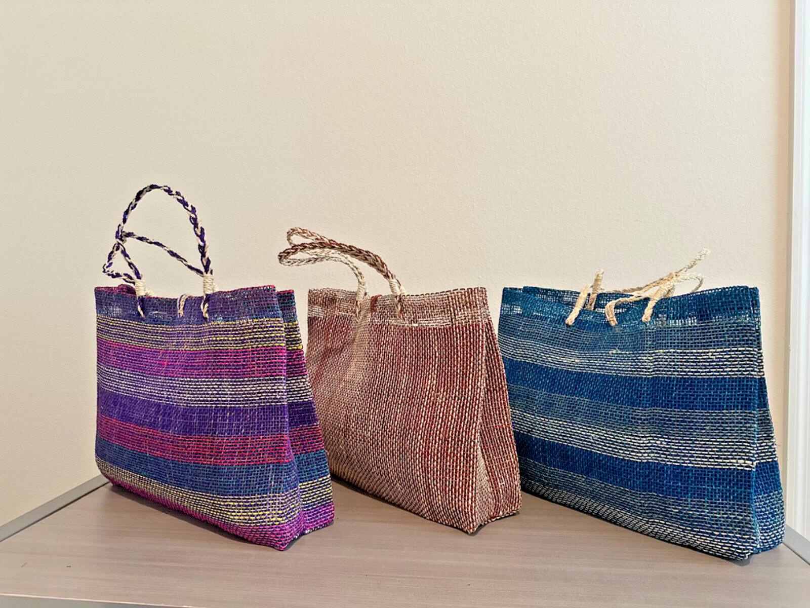 BRAND NEW Manila Hemp fashionable summer beach bags for women & unisex adults!