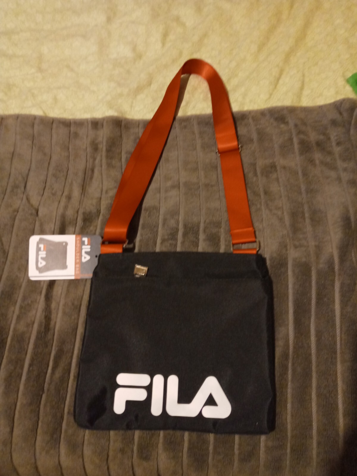 Fila Shoulder Bag With Adjustable Dtrap Black-Red Nylon Polyester MSRP $30