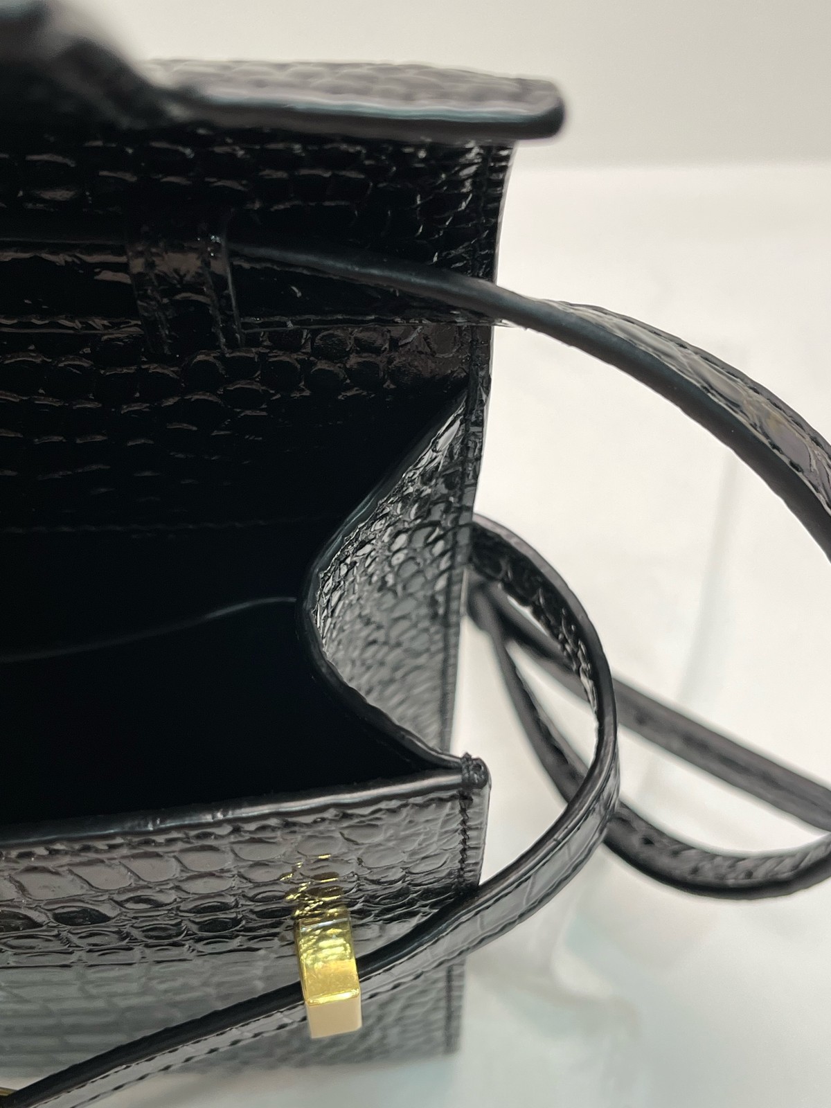 Saint Laurent Manhattan Small Black Croc Embossed Leather Crossbody Bag US Ship