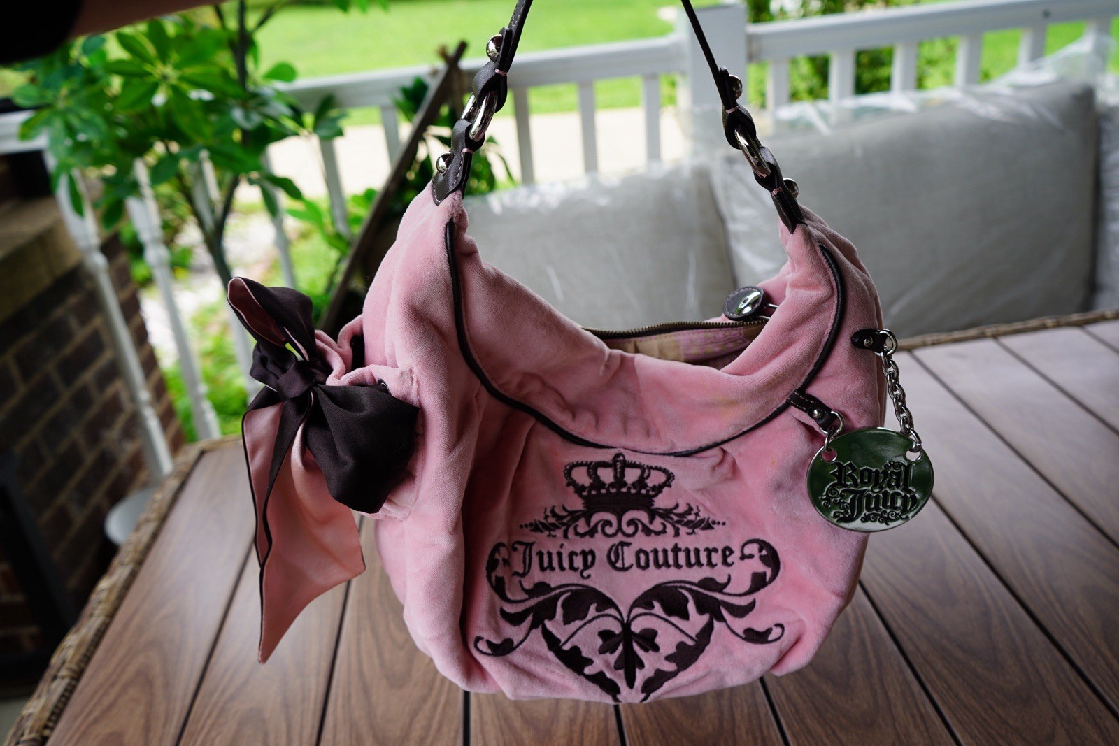 Juicy Couture Pink Shoulder Bag Zip Closure Bow Logo Bag Charm Silver Pockets