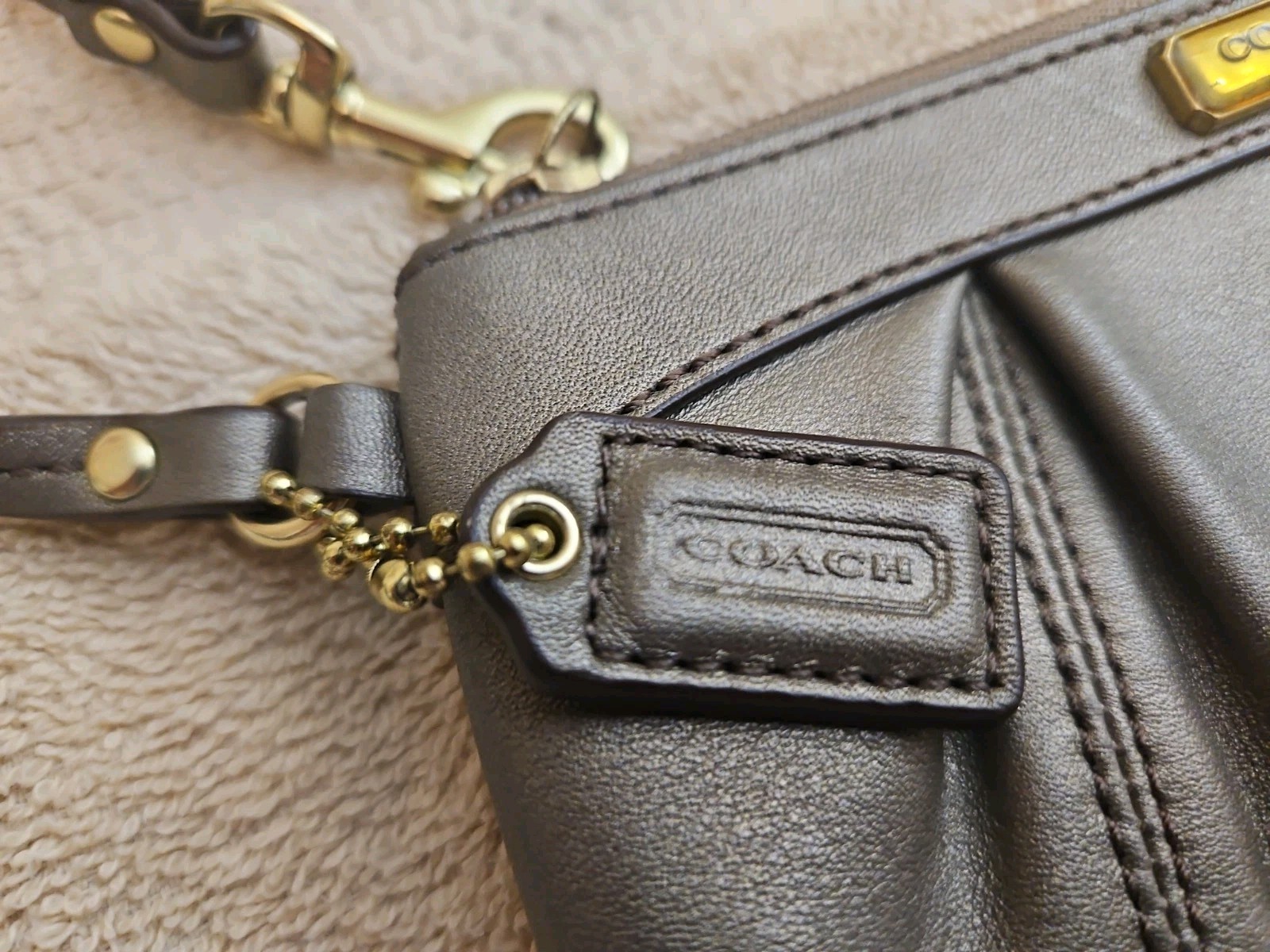 Coach Wristlet Bag Smooth Leather Sateen Pewter Zip 7.5”x5.5”