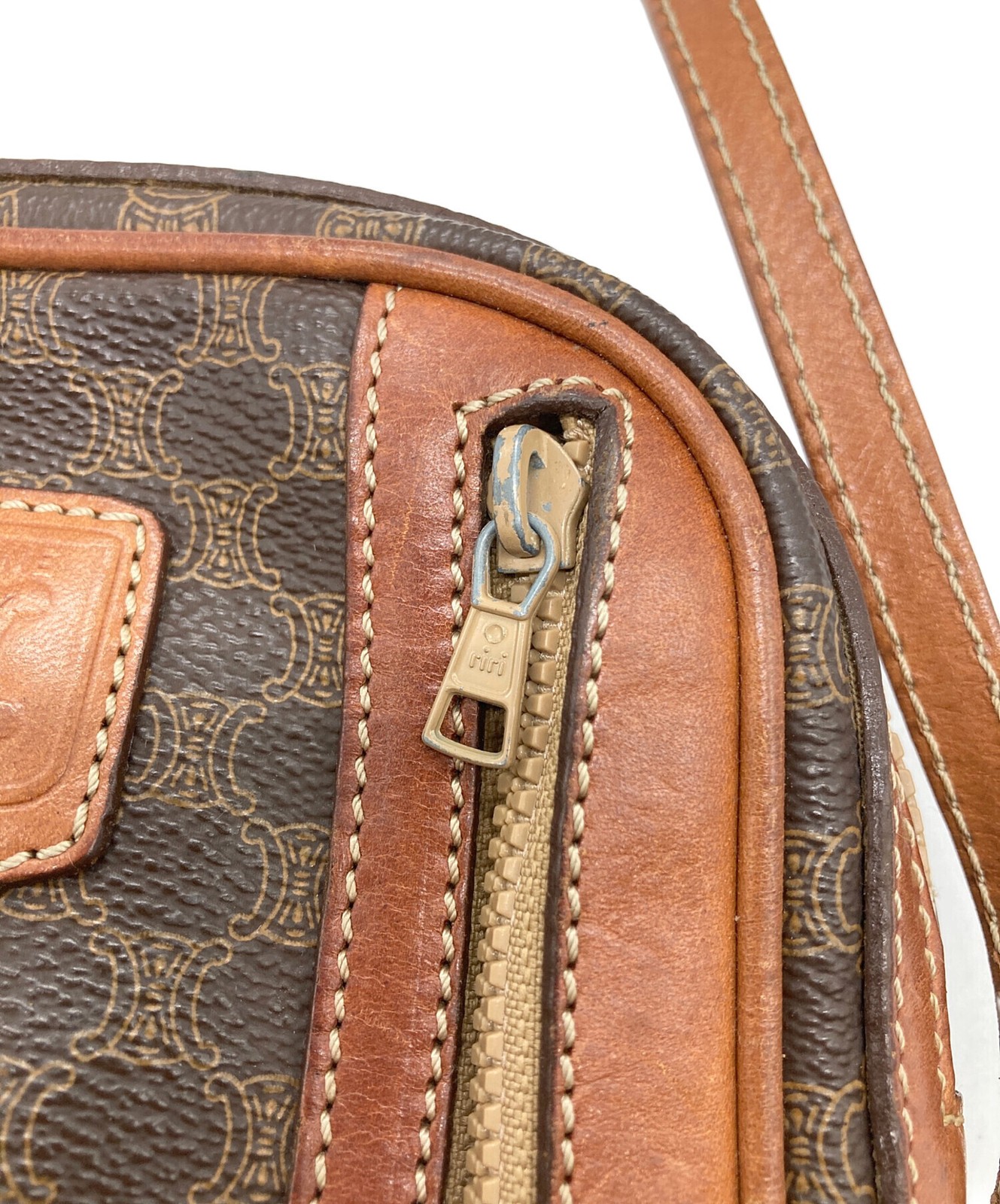 Celine Macadam Brown Leather Shoulder Bag Crossbody Small Vintage Italy 18.5cm