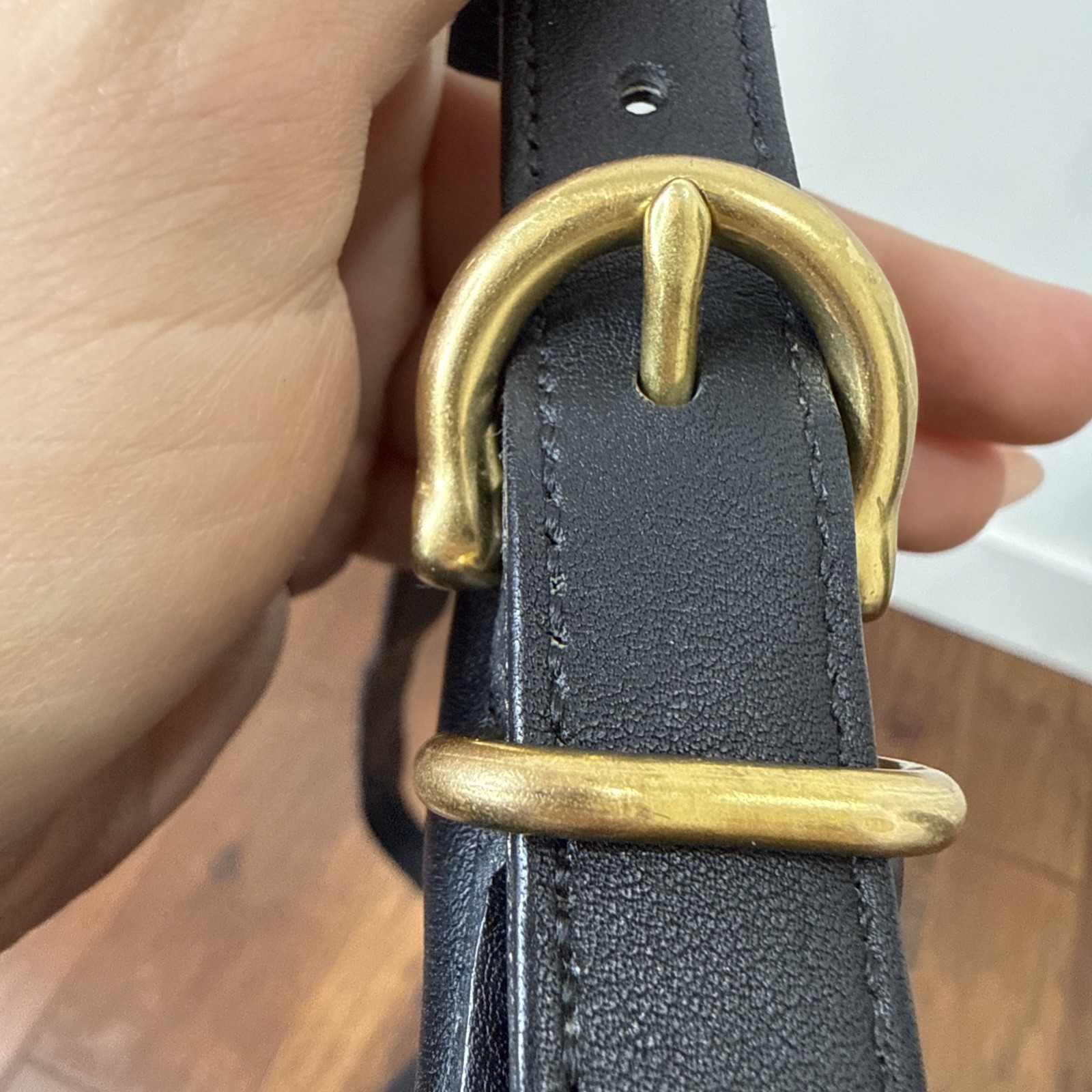 Vintage 90s Coach Equestrian Slim Leather Crossbody Shoulder Bag 9802 USA Brass