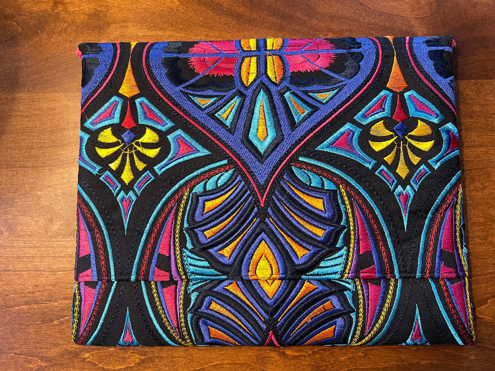 Bright Embroidered Clutch Bag, 11″ x 9″, NWOT, Beautiful Colors!