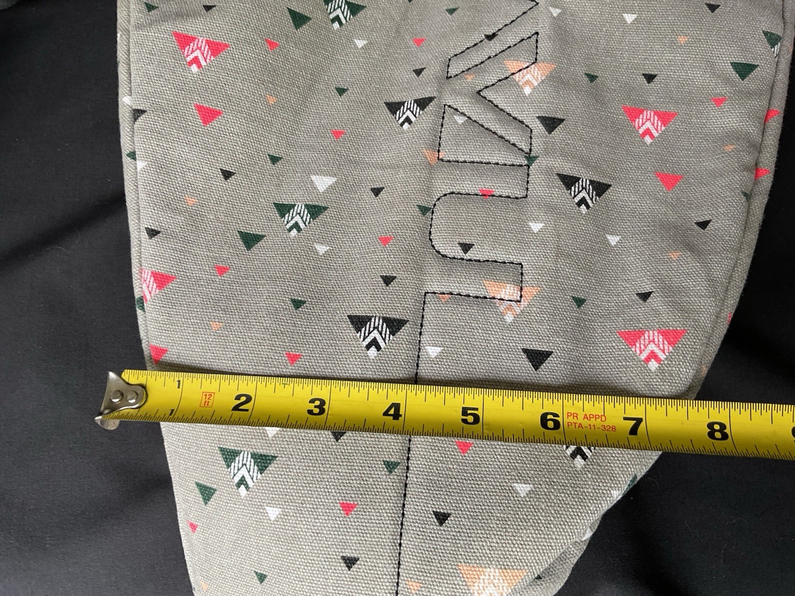 Kavu Original Rope Bag Sling Back Pack Adjustable Shoulder Strap Grey Print