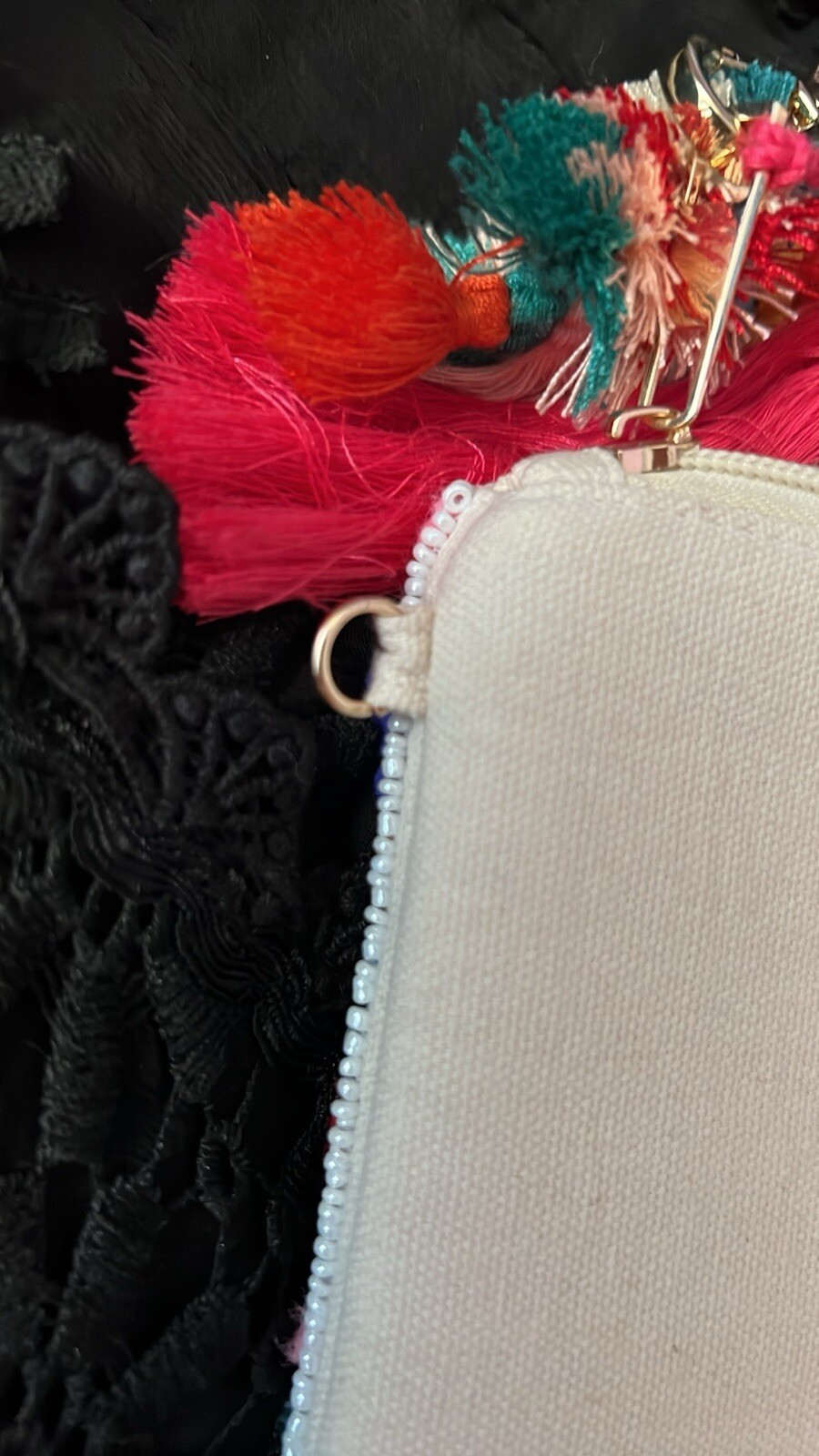 Versona Pouch