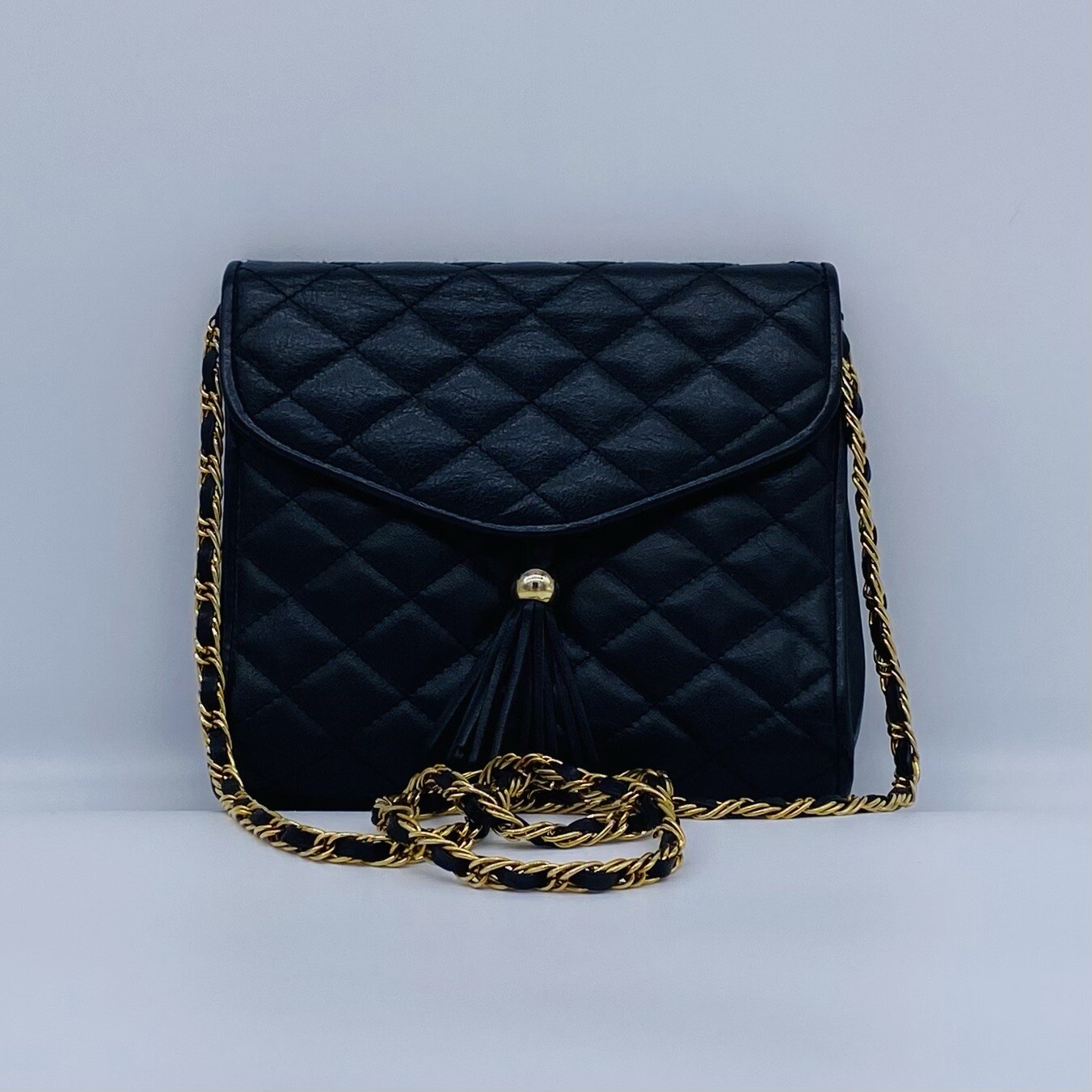 Meeting Street Black Gold Shoulder/Crossbody Strap 22.5” Purse 7×7.75”
