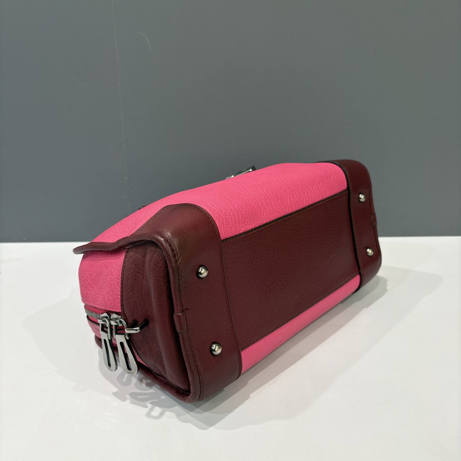 Loewe Amazona 29 Magenta Red Burgundy Calfskin (mg011226e3)