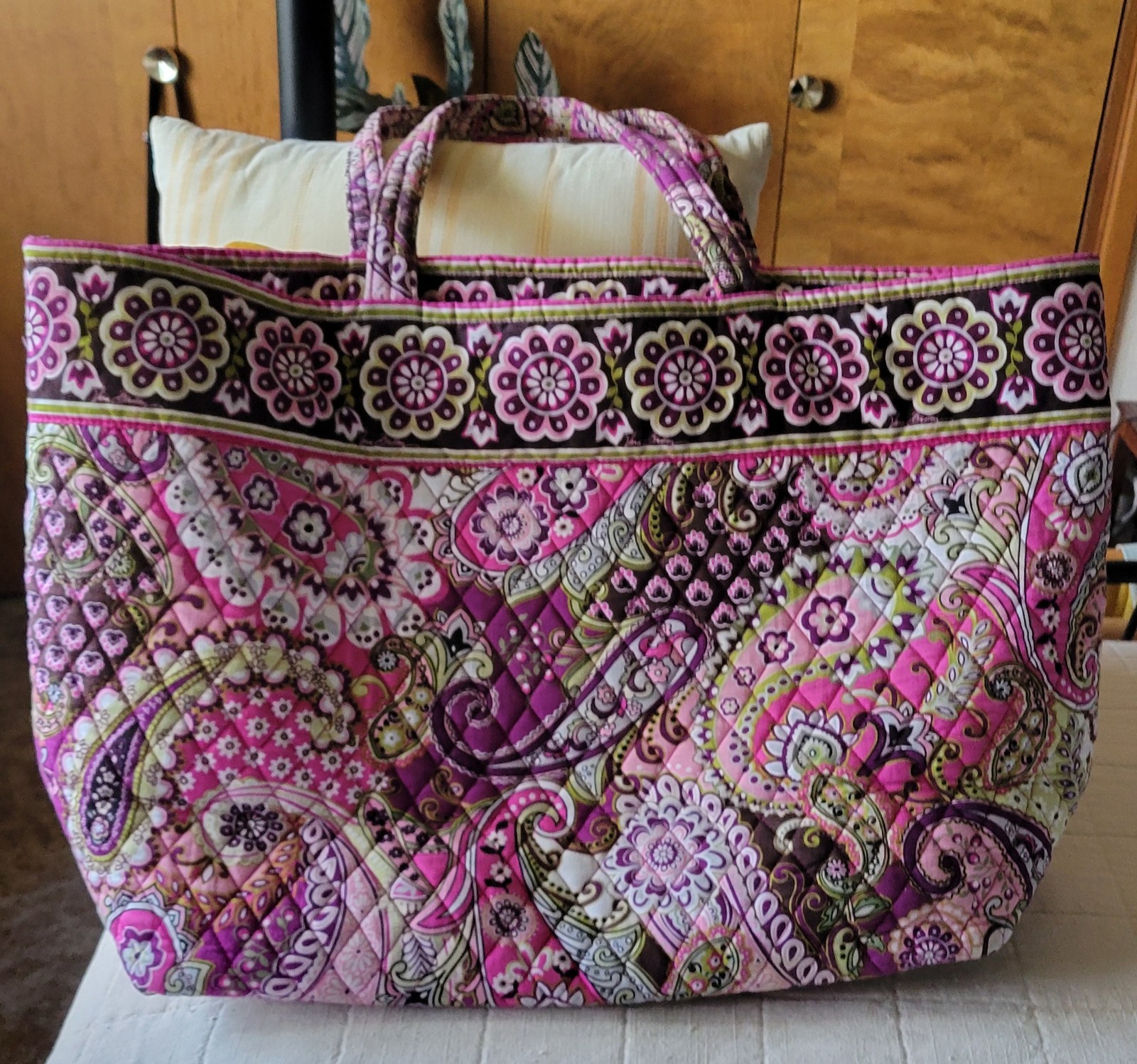 Vera Bradley Retired Paisley Very Berry Pattern Extra Large Shoulder Tote