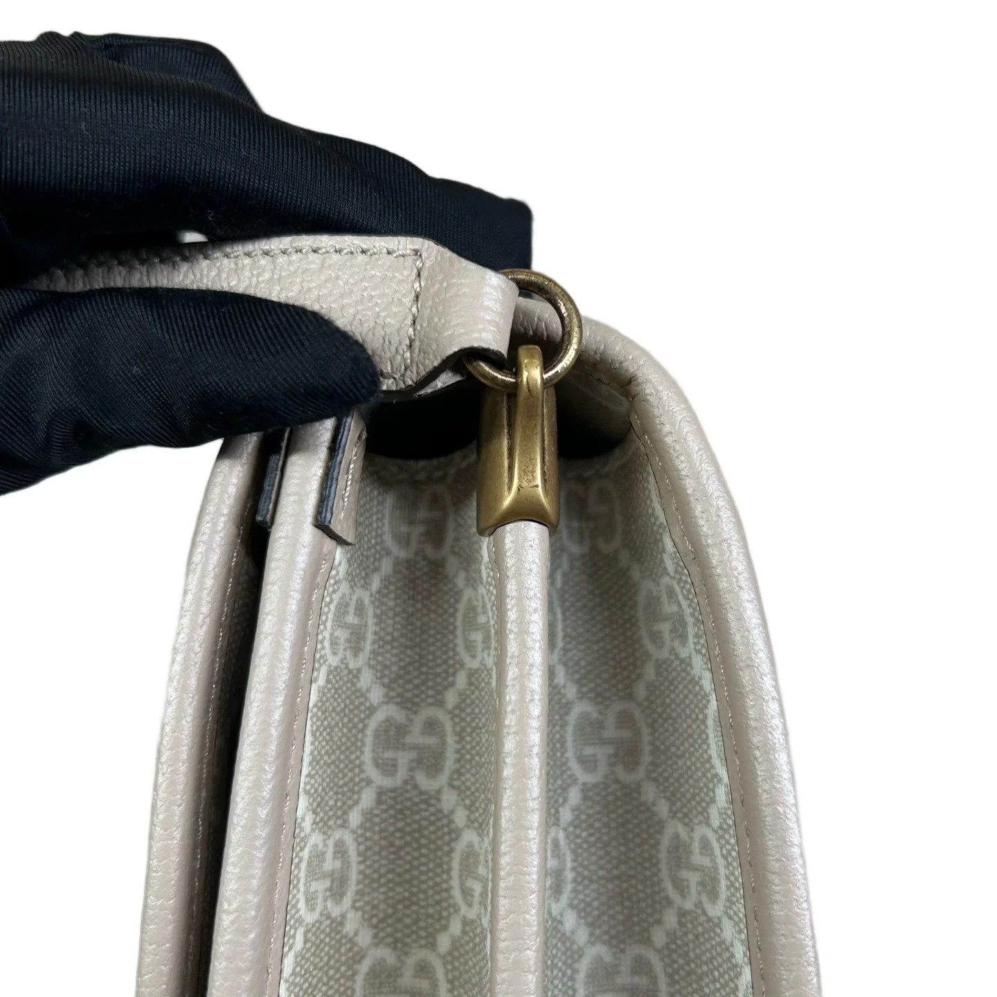 Gucci Messenger Light Grey White Brown Gg Monogram (dh071626o6r)