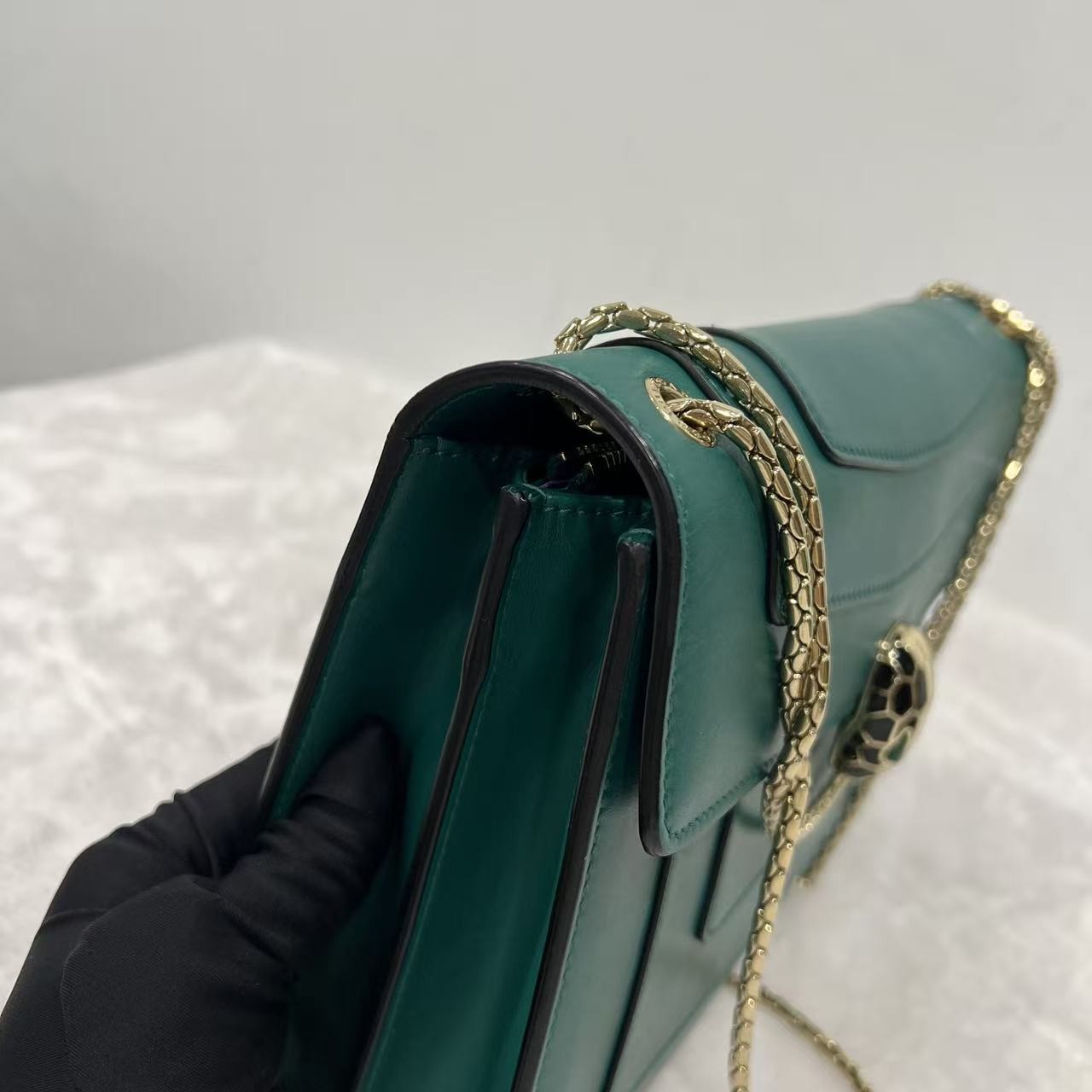 Auth Bvlgari Serpenti Shoulder Bag Deep Green Calfskin Leather Designer Classic