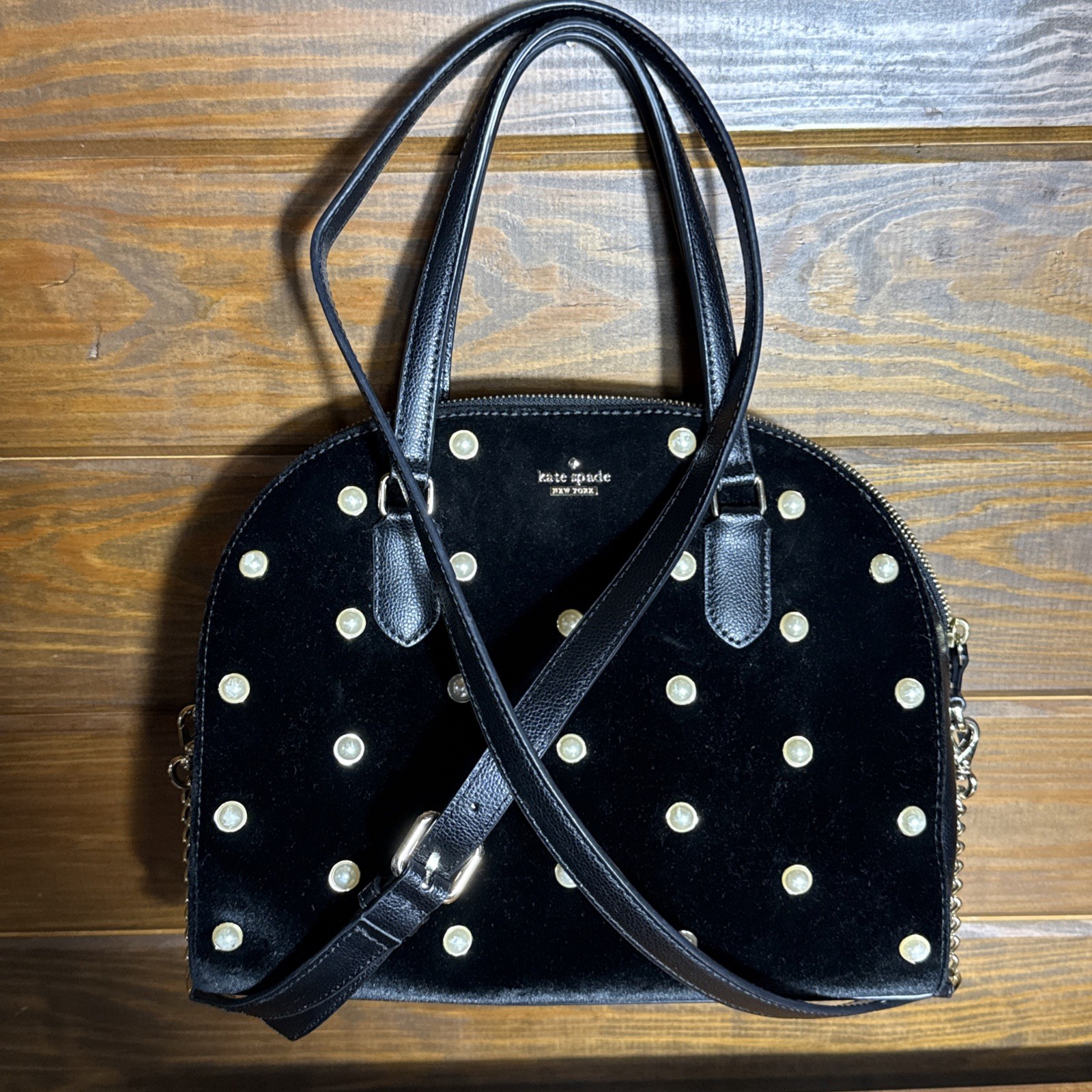 Kate Spade NY Reiley Laurel Way Blk Velvet Pearl Stud Crossbody Handbag EUC