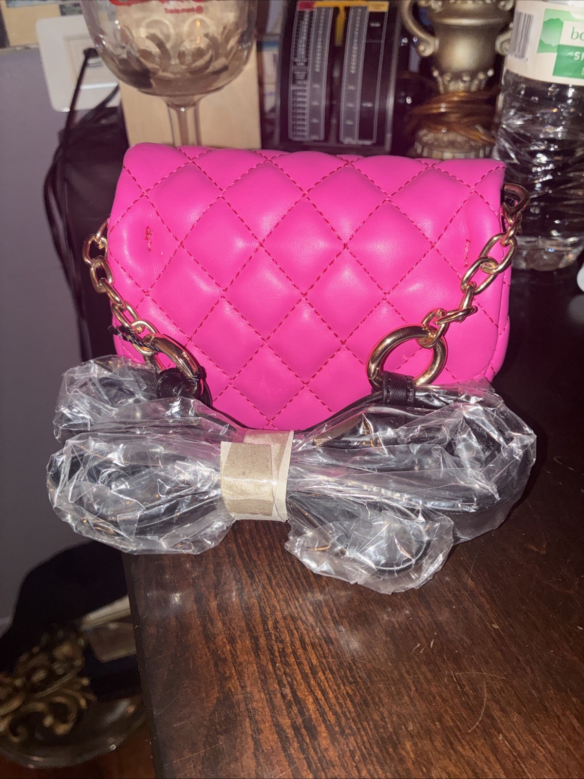 New Like Dreams Women’s Small Marshmallow Vegan Leather Quilted Hot Pink Gold