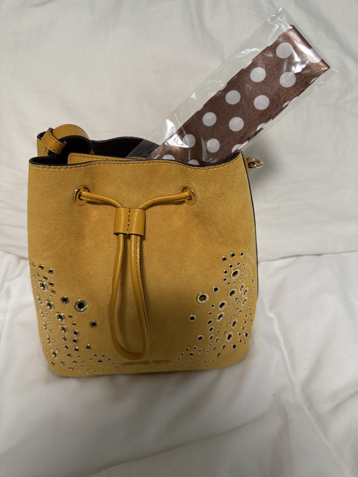Michael Kors NWT Cary Embellished Bucket Crossbody. Full Inclusion Mustard! NWT