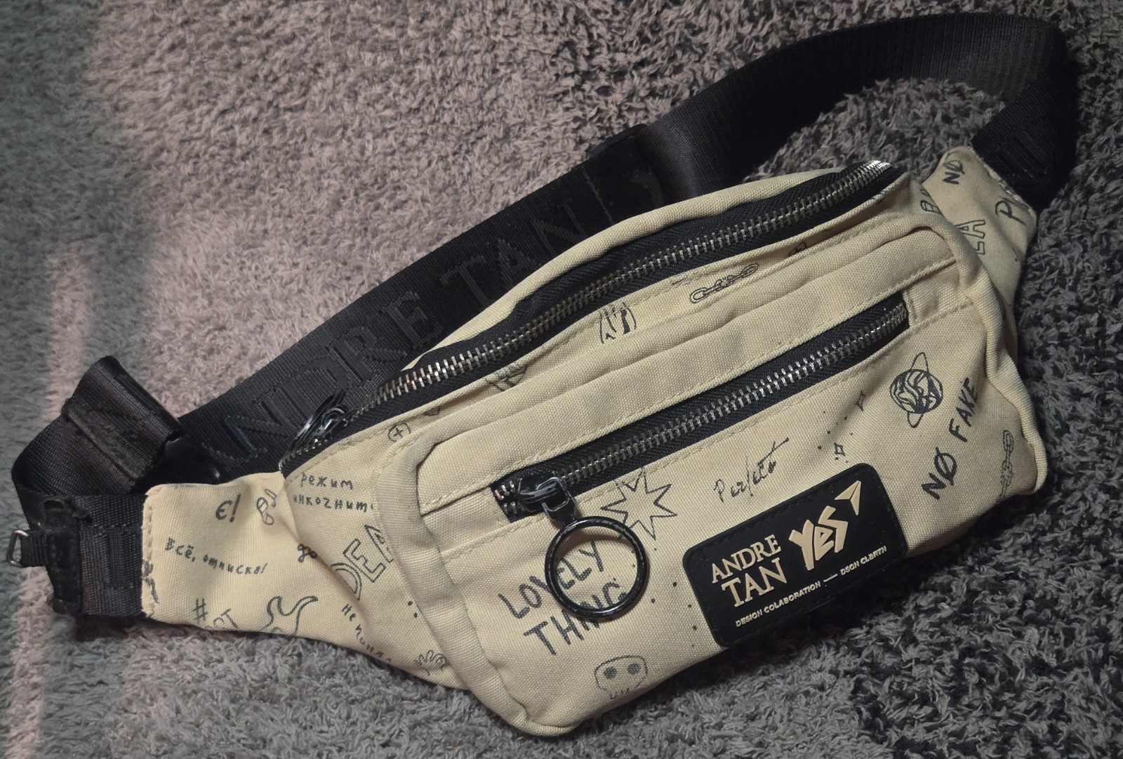 GUC Andre Tan x YES Graffiti Belt Bag – Cream/Beige – Rare European Import