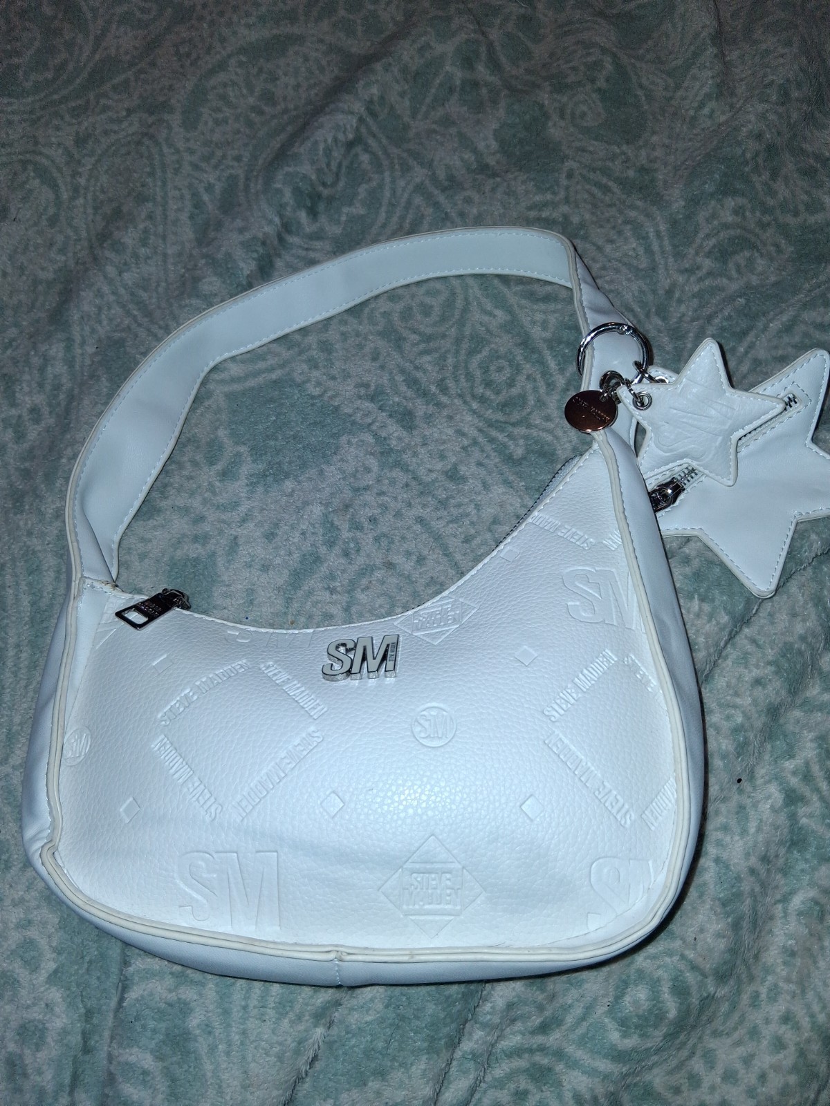 Steve Madden White Logo Crescent Shoulder Bag Zip Closure Star Charm Small