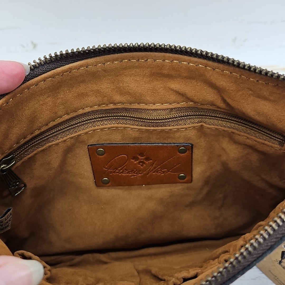 Patricia Nash Tan Cassini Clutch Wristlet 100% Leather Purse 8.75” x 6.5” P34901
