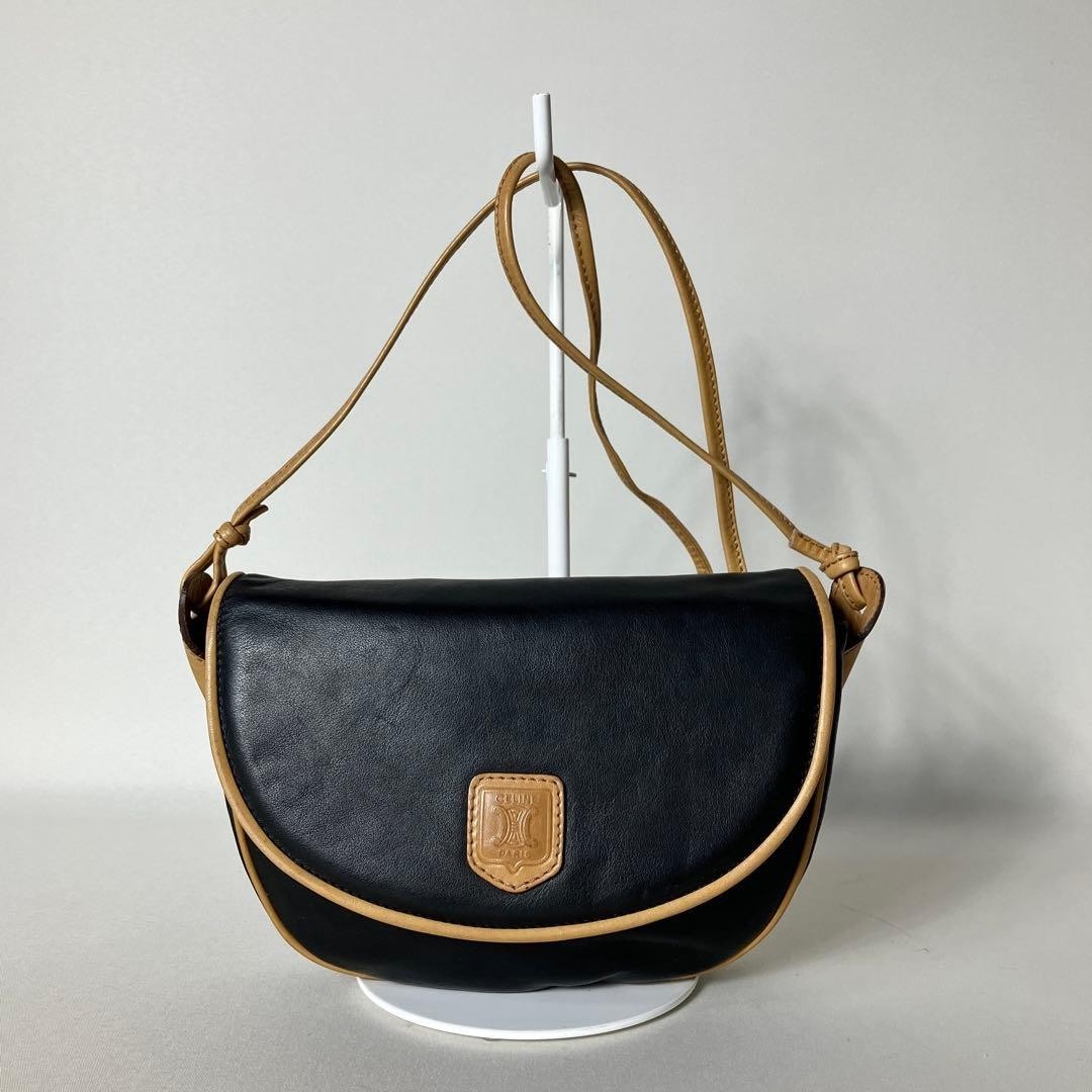 Celine Triomphe shoulder bag leather Black x Light Brown Logo