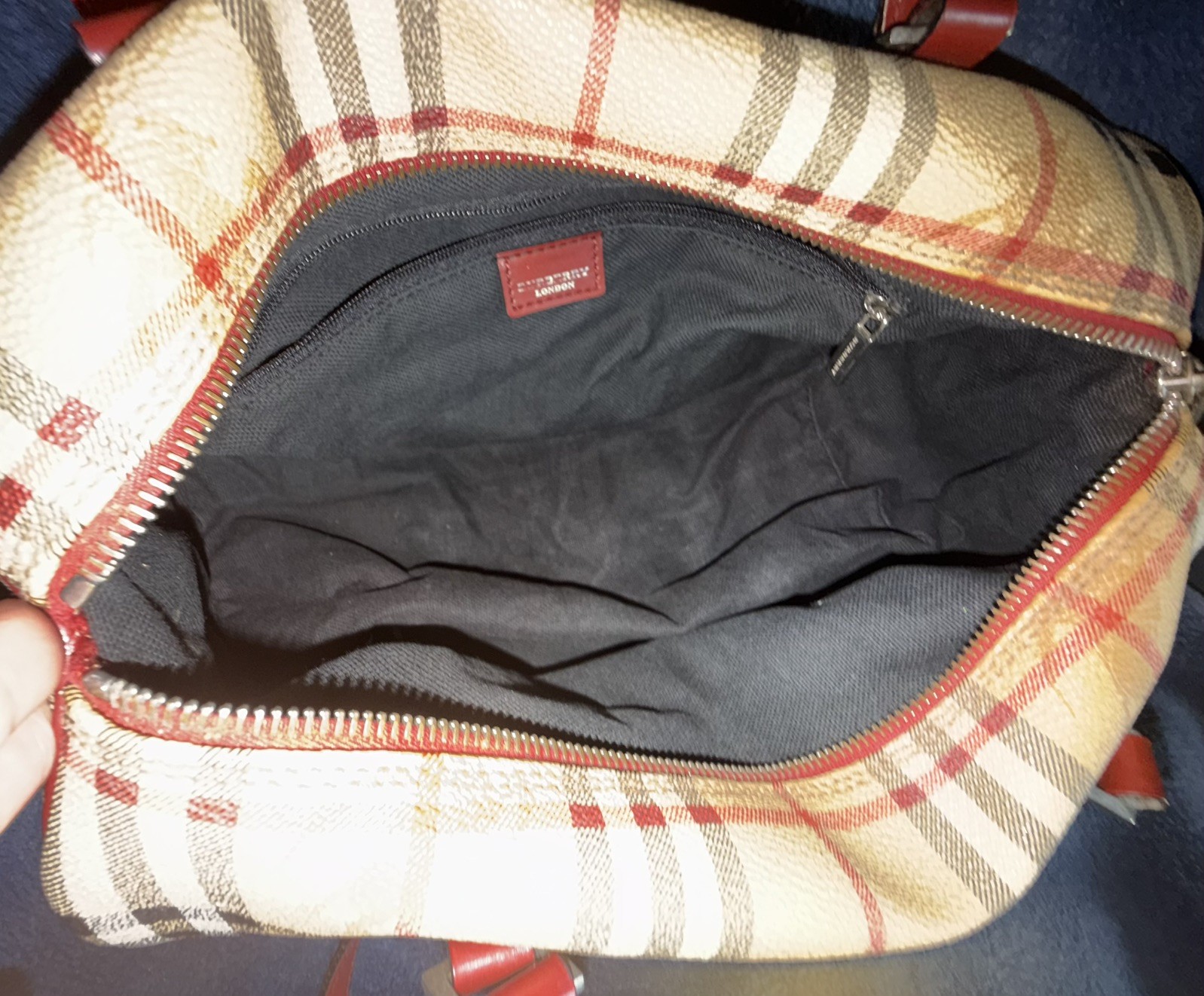 Authentic Vintage Burberry Barrel Bag – Iconic House Check with Red Leather Trim