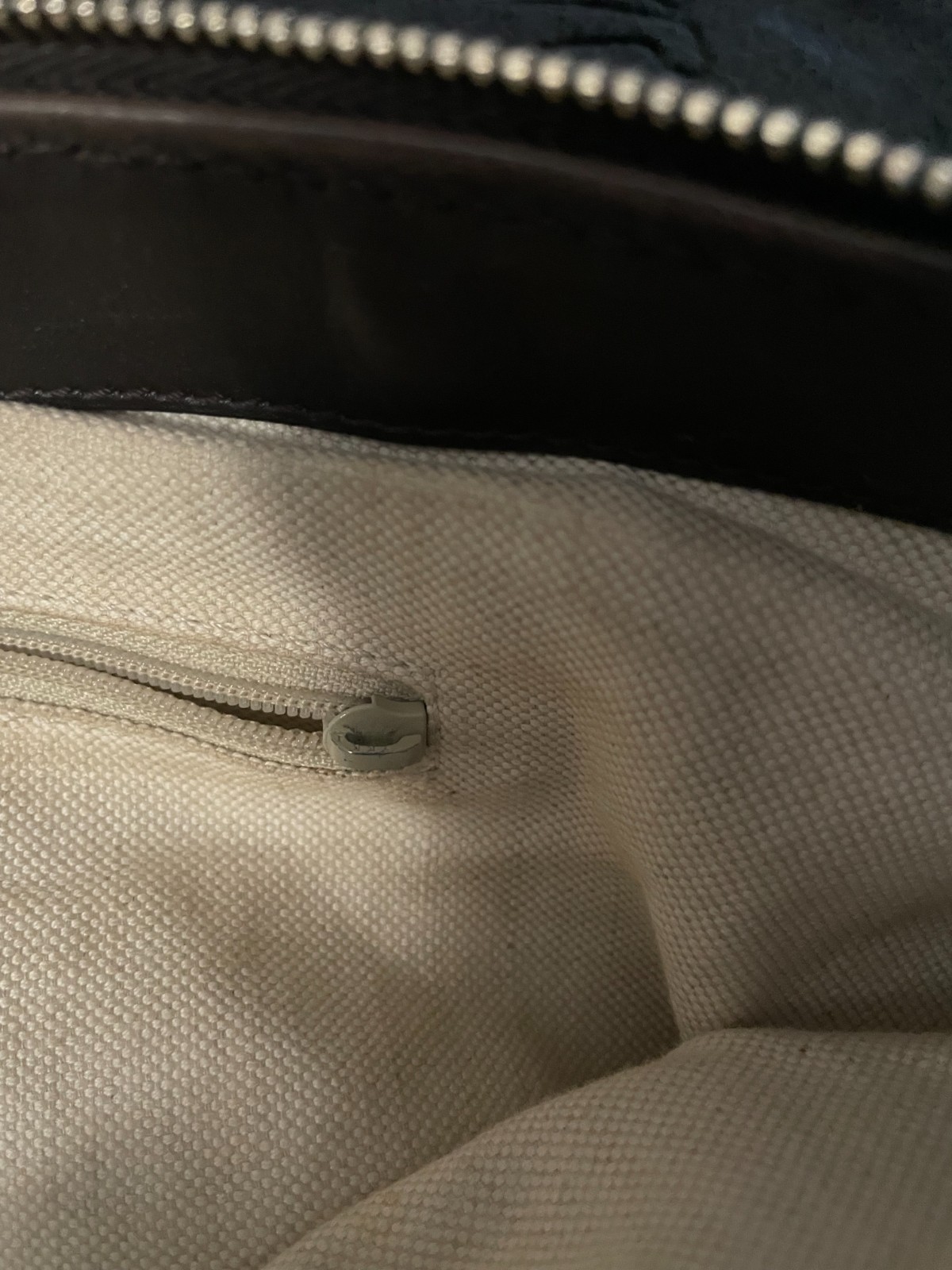 Gucci Sukey Top Handle with GG pattern