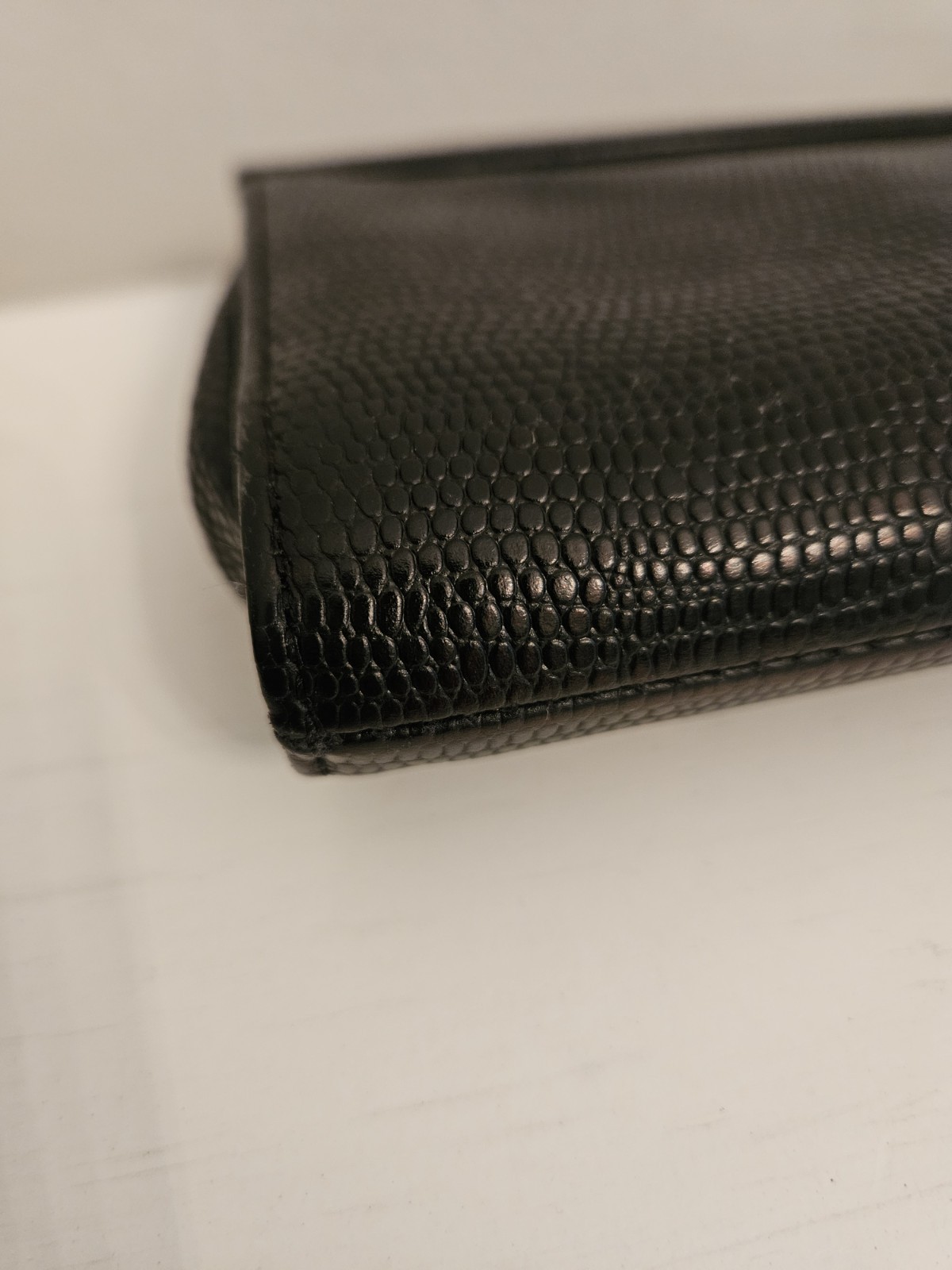 Banana Republic Black Croc Embossed Clutch Wallet Genuine Cow Leather