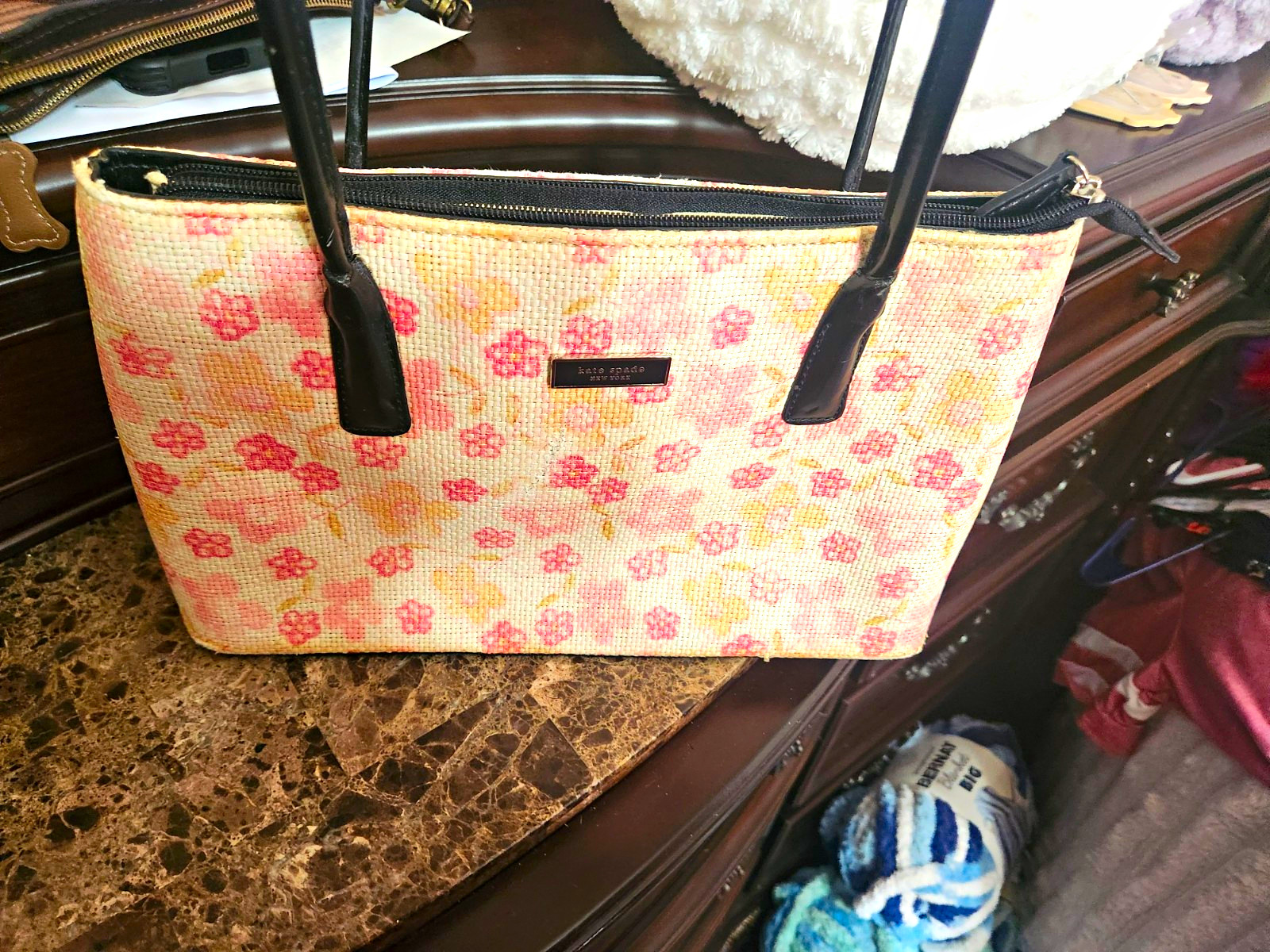 Vintage Kate Spade Floral Bag. In Pristine Condition.