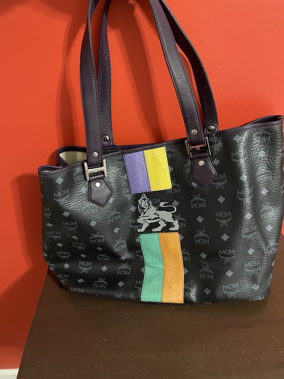 MCM Visetos Princess Lion Medium Black/Gold Leather Shopper Tote with COA