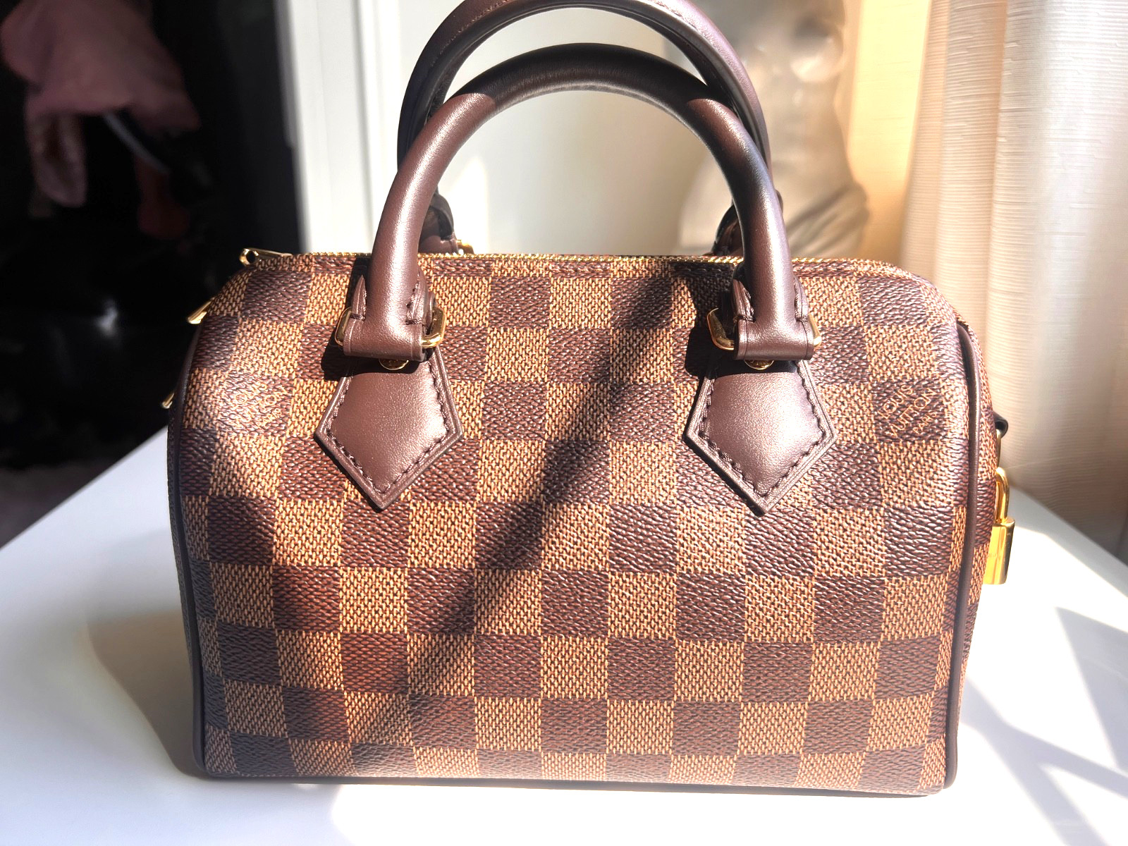 Authentic Louis Vuitton Speedy Bandouliere Bag Damier 20 lock key dust bag strap