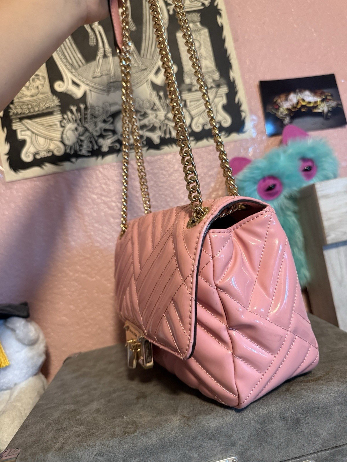 Michael Kors Pink Quilted Shoulder Bag Gold Chain Strap Push Lock, Inner Pockets