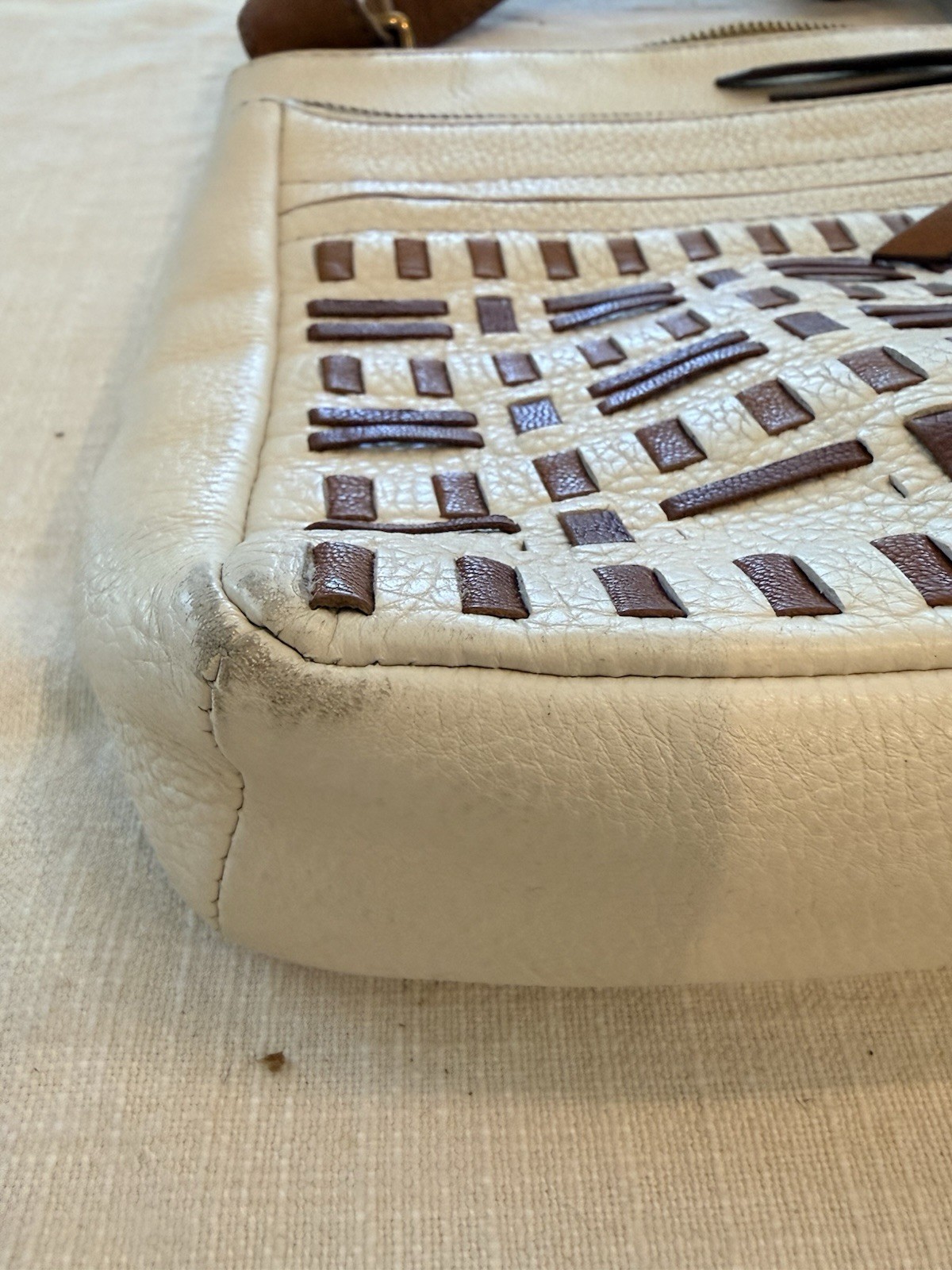 Fossil Corey Leather Crossbody Shoulder Purse Woven Boho Bag Beige Tan Western