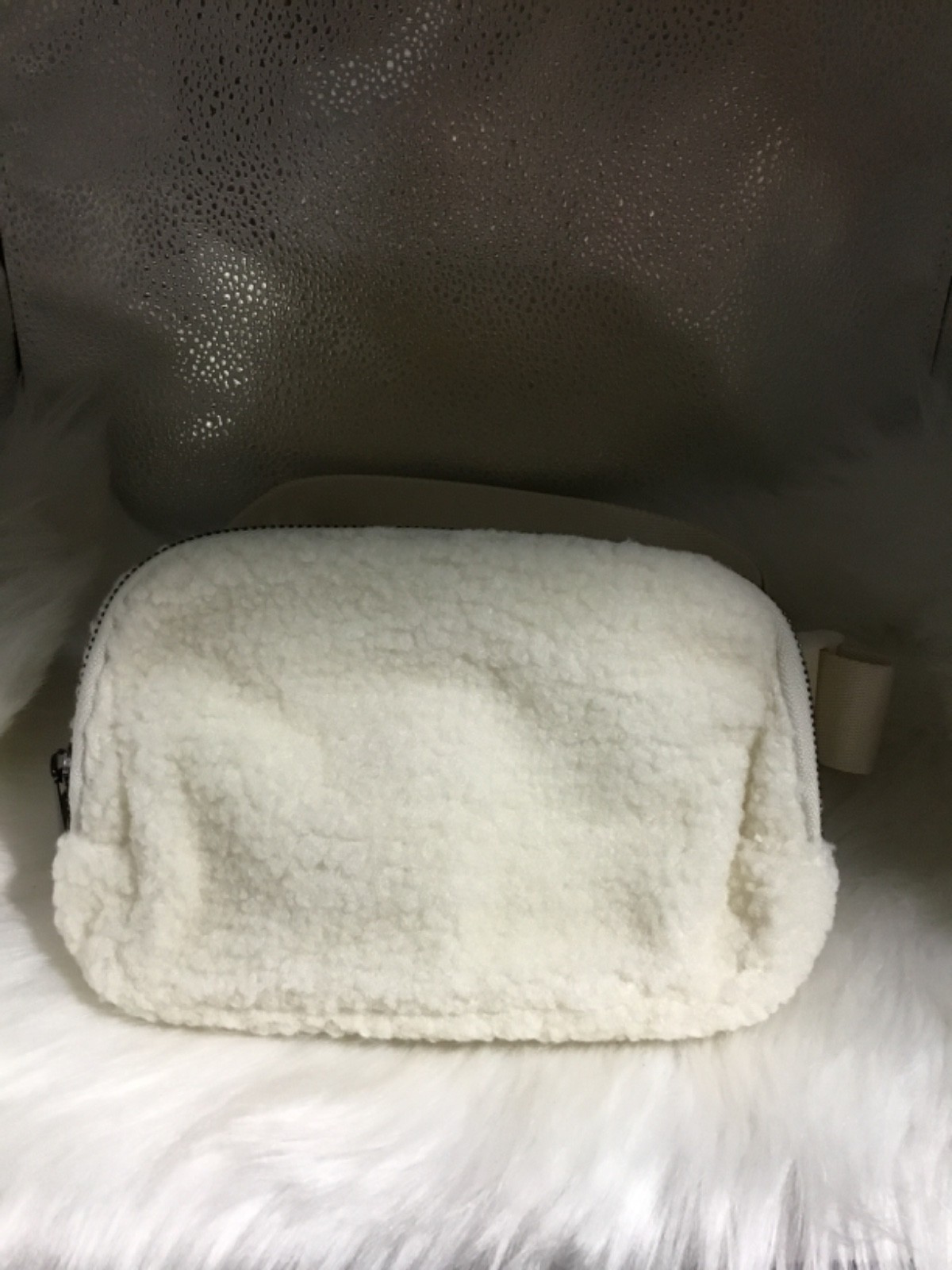 NEW Cream Fleece Sherpa Fanny Pack Adjustable Waist Pack Hiking Bag 8.5 x 5.5 in