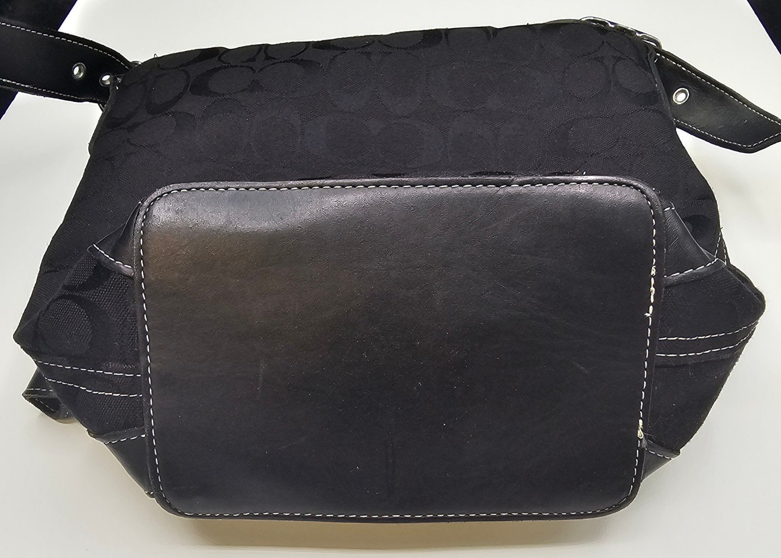 Coach Signature Black Jacquard Canvas Leather Trim Shoulder Hobo Bag F1024-05220