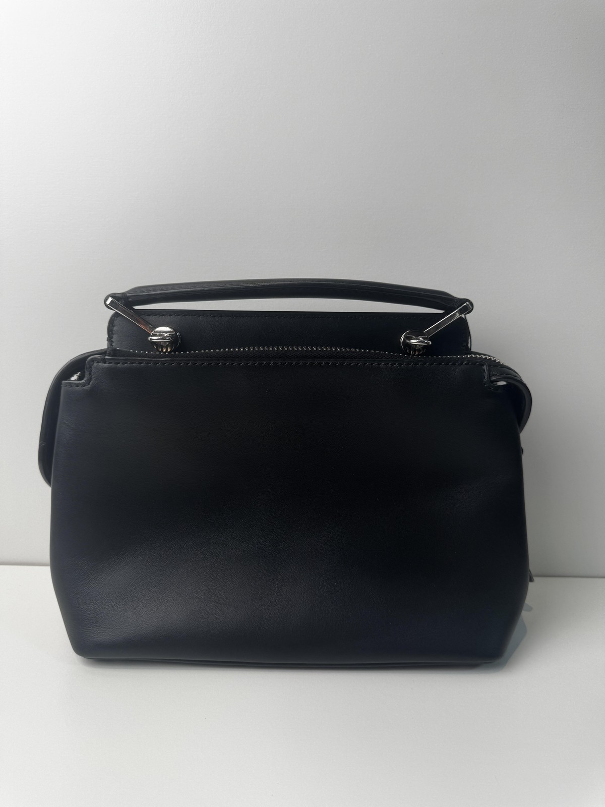 FENDI Dot Com Handbag Leather Crossbody Bag Black FD7JX