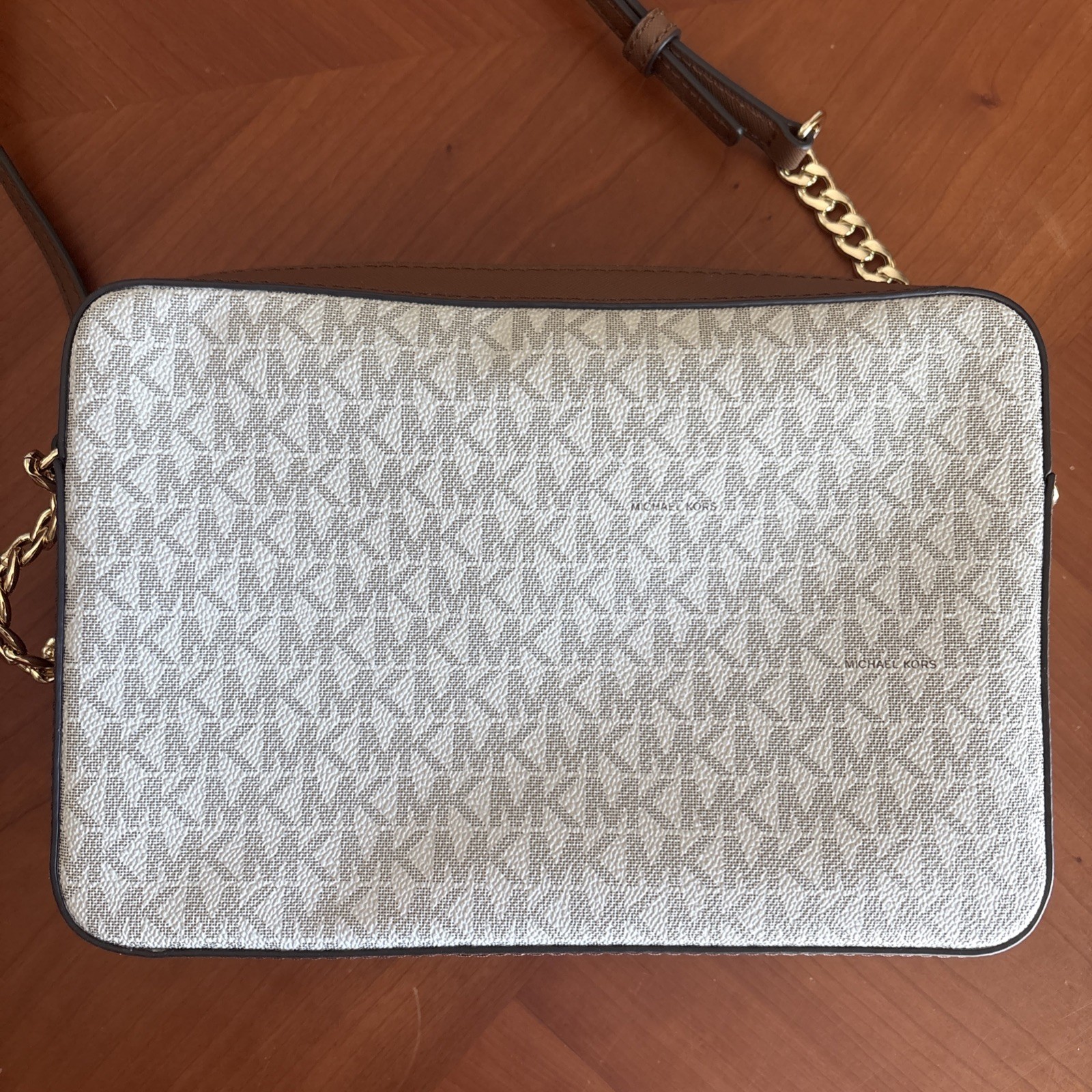 Michael Kors Jet Set Large Crossbody Purse – 9.5in x 6.5in – Vanilla – Excellent